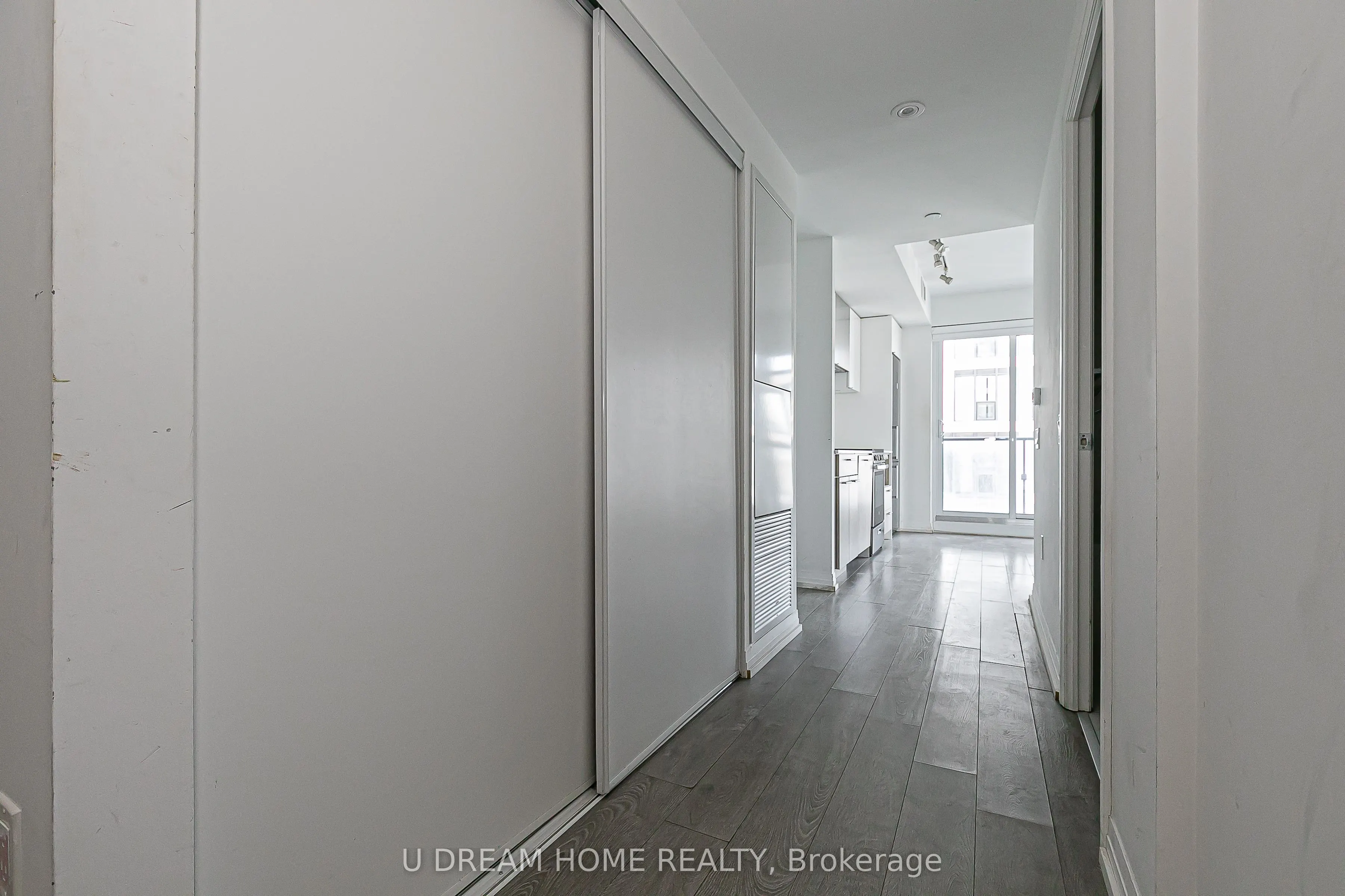251 Jarvis Street, #2305