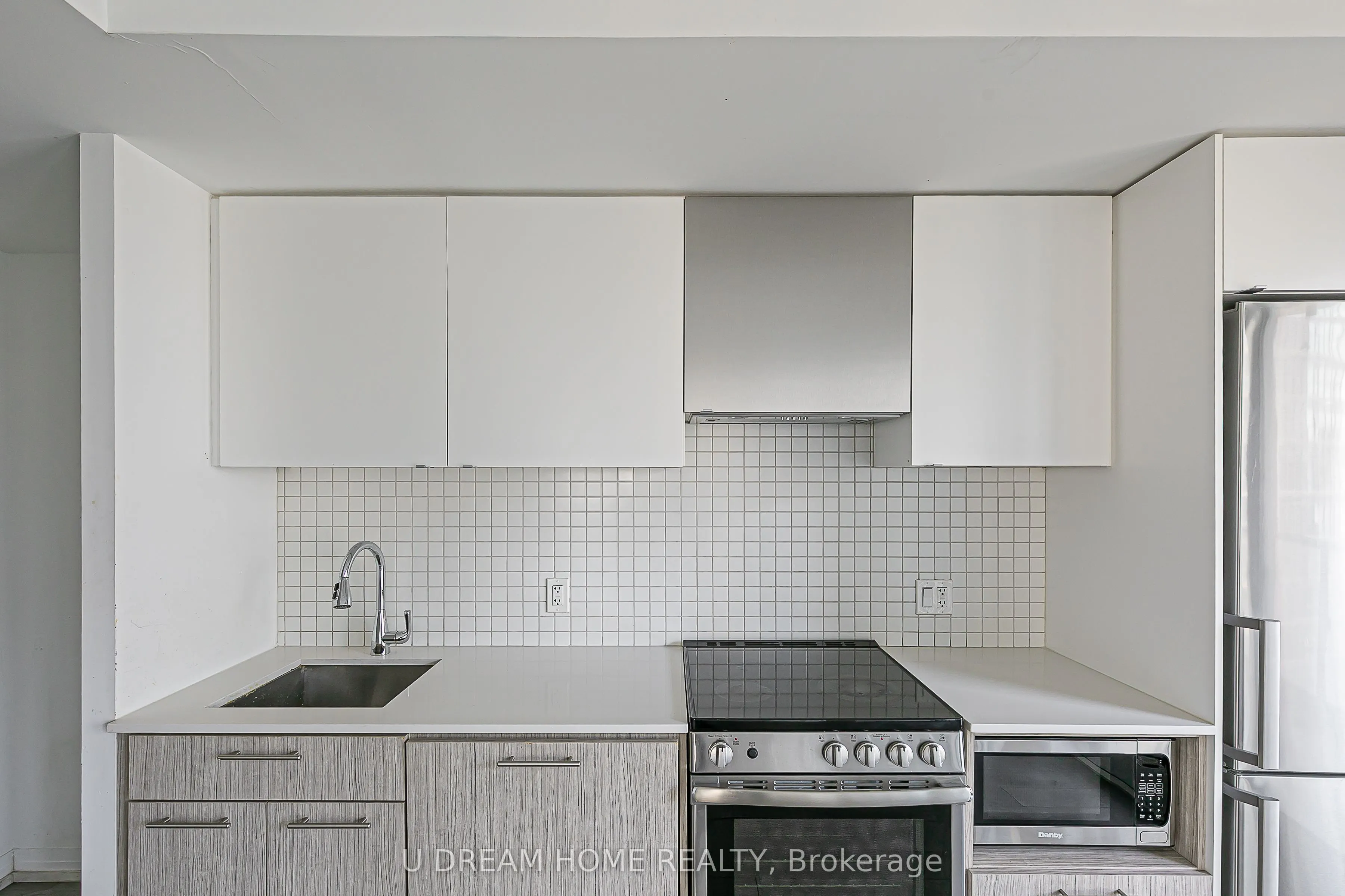 251 Jarvis Street, #2305