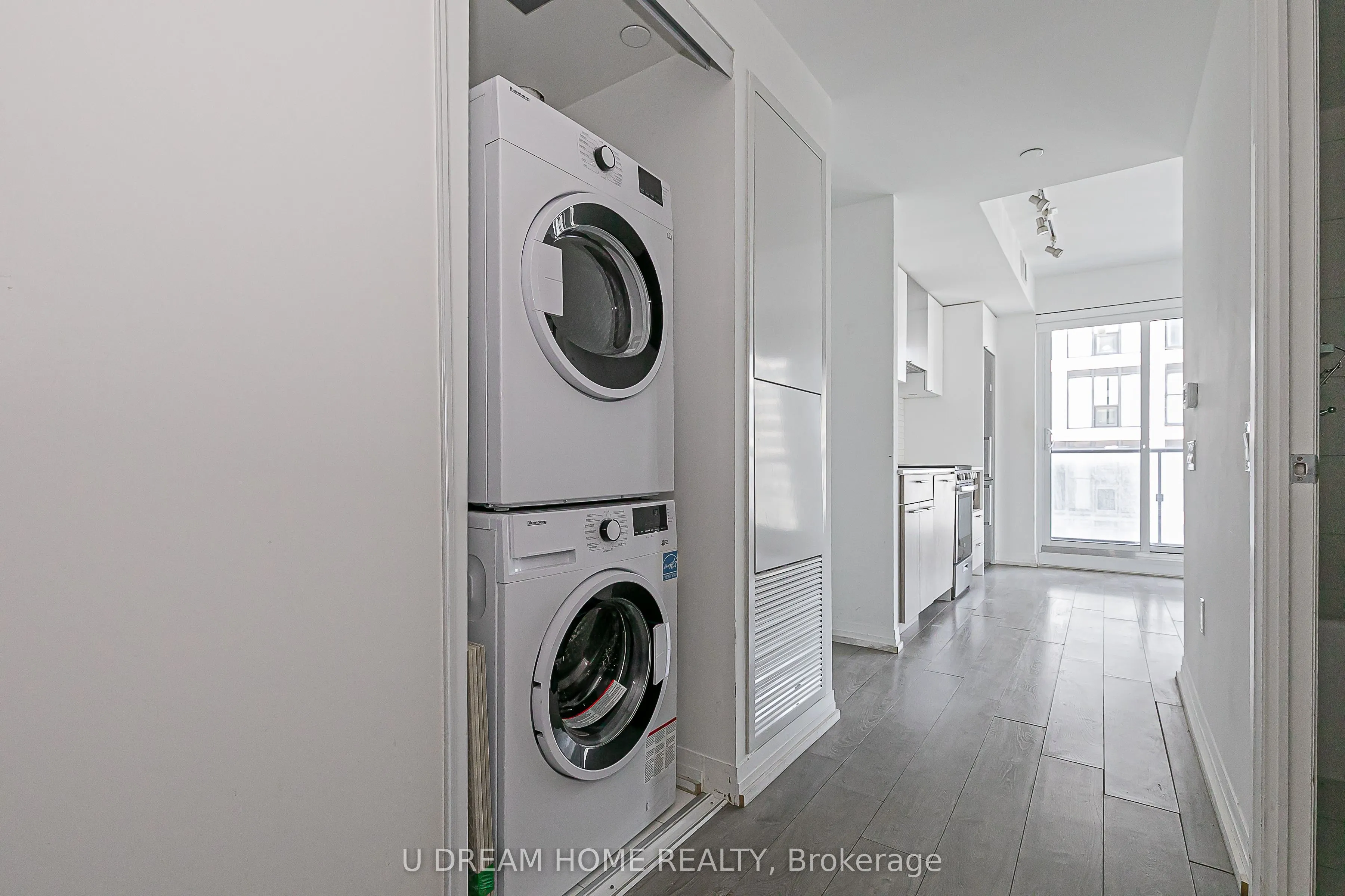 251 Jarvis Street, #2305