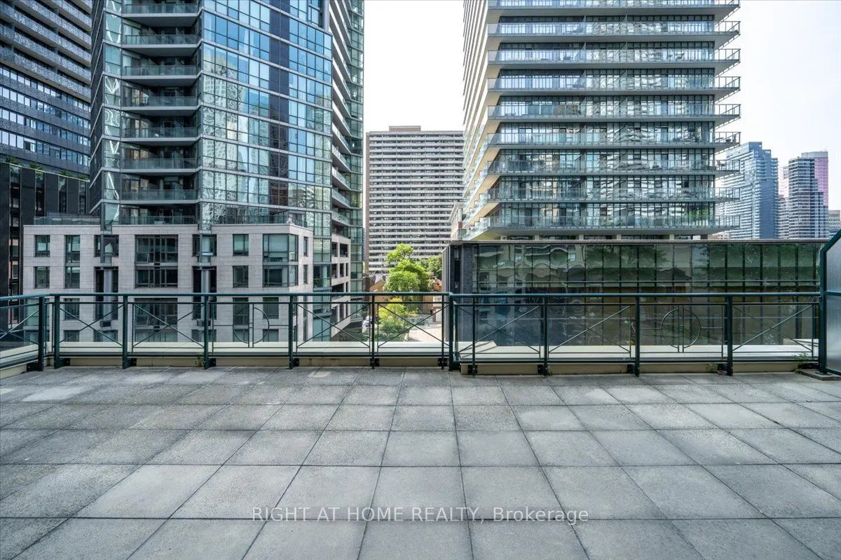 35 Hayden Street, #517