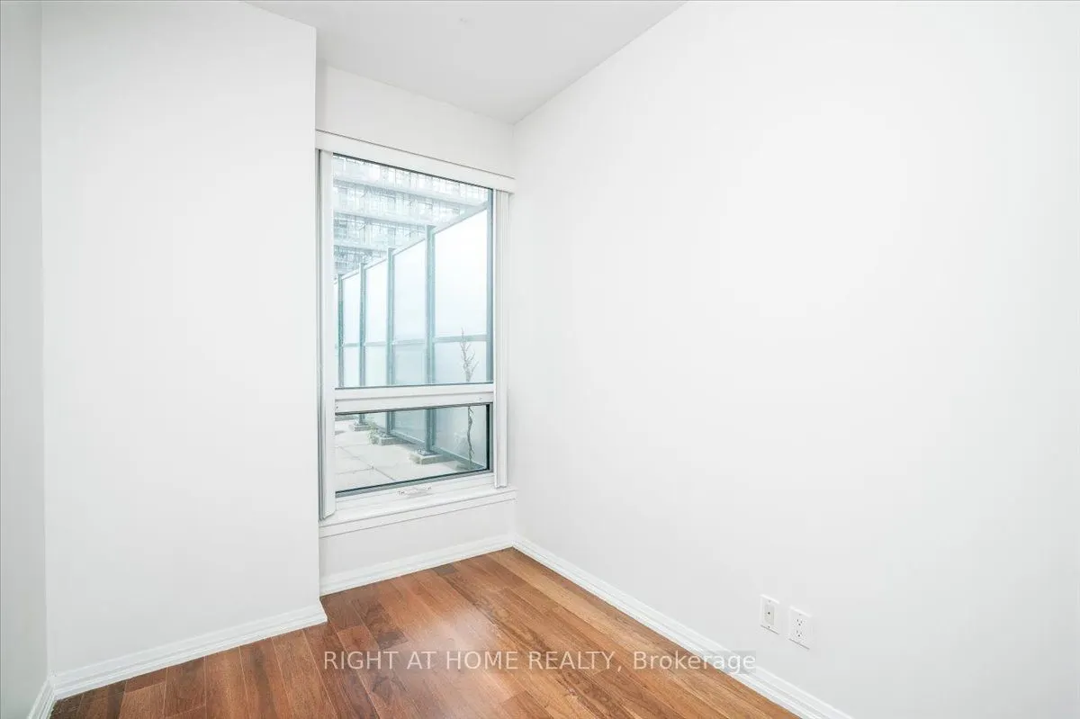 35 Hayden Street, #517