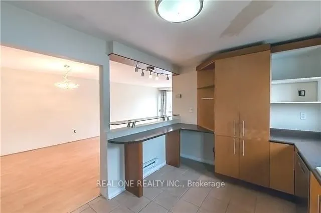 27 Tuscarora Drive, #Upper