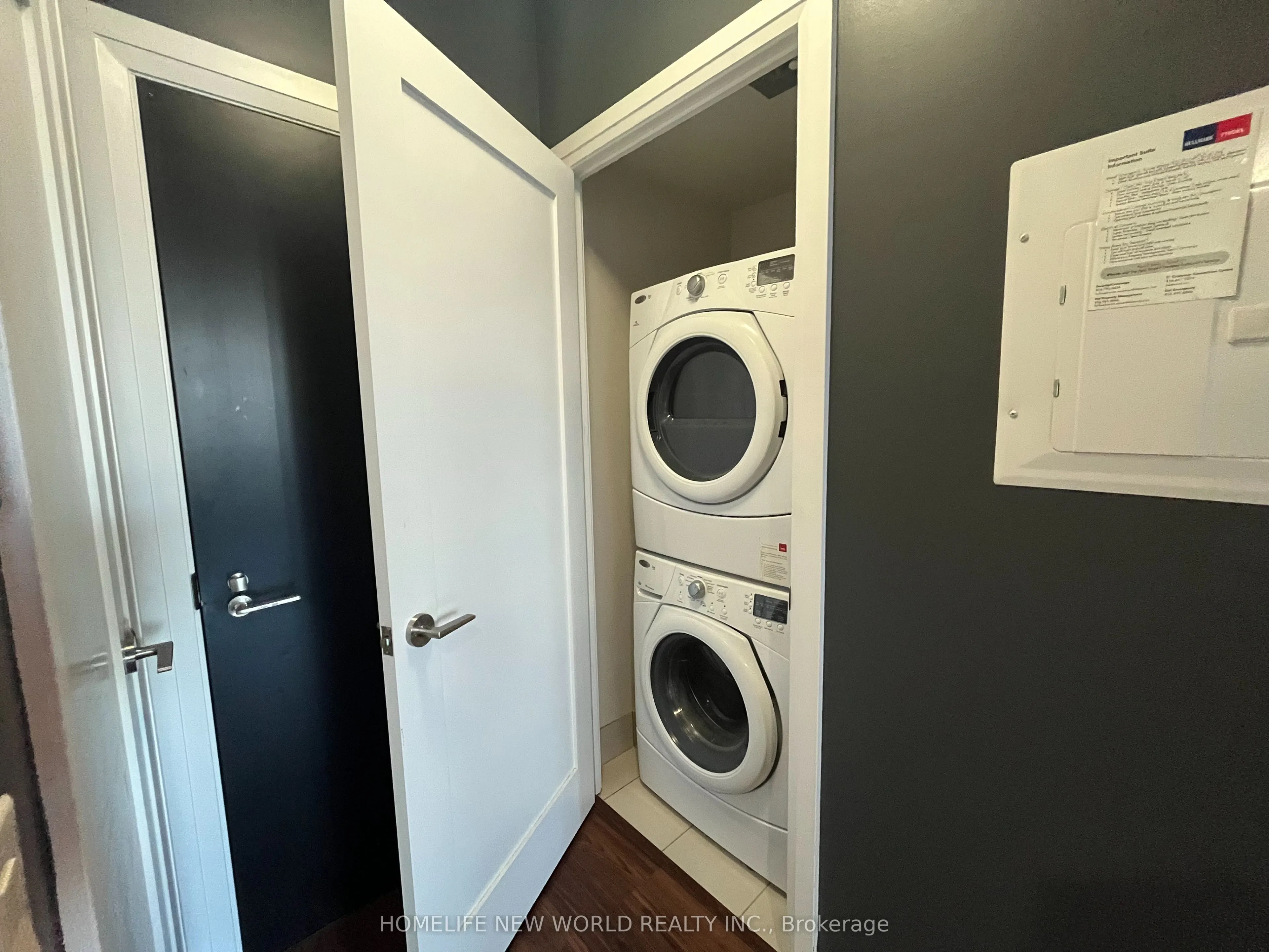 2 Anndale Drive, #903