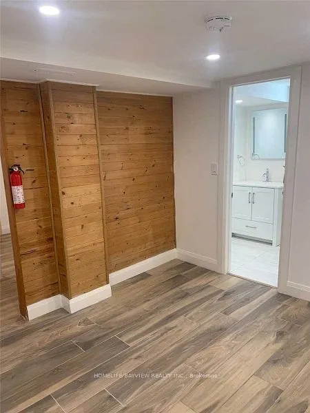 2 Pinemore Crescent