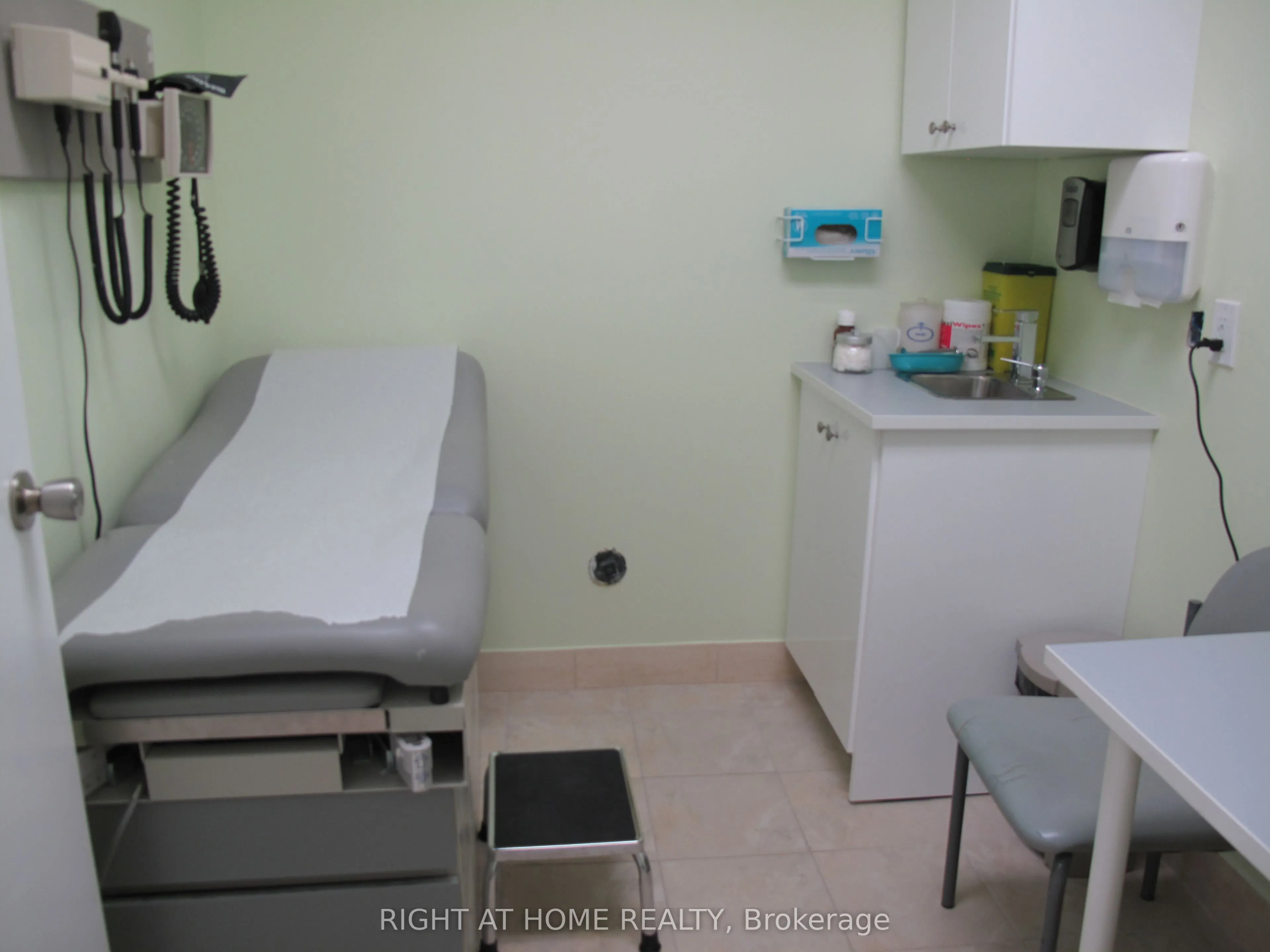 403 Parliament Street, #2