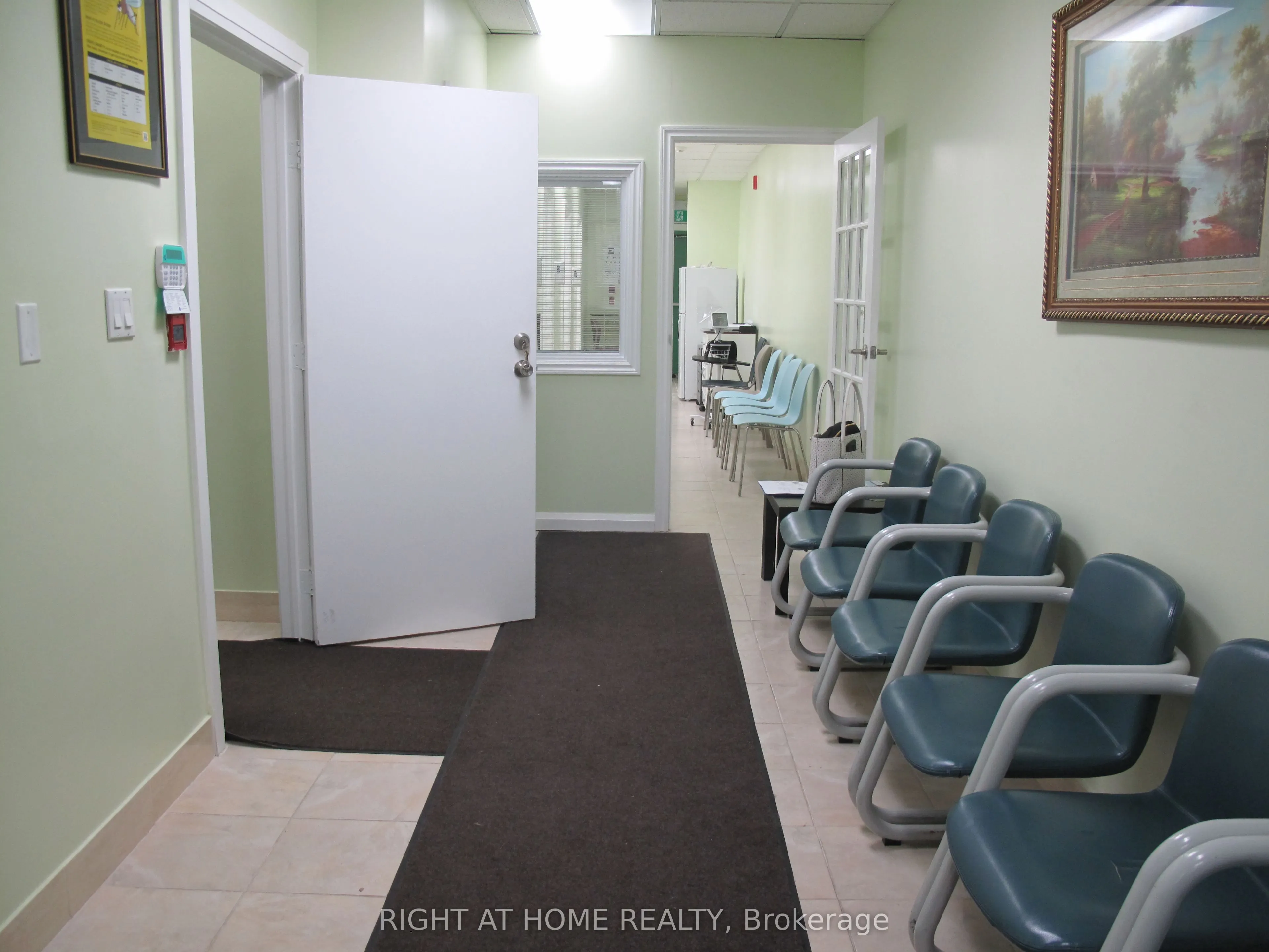 403 Parliament Street, #2