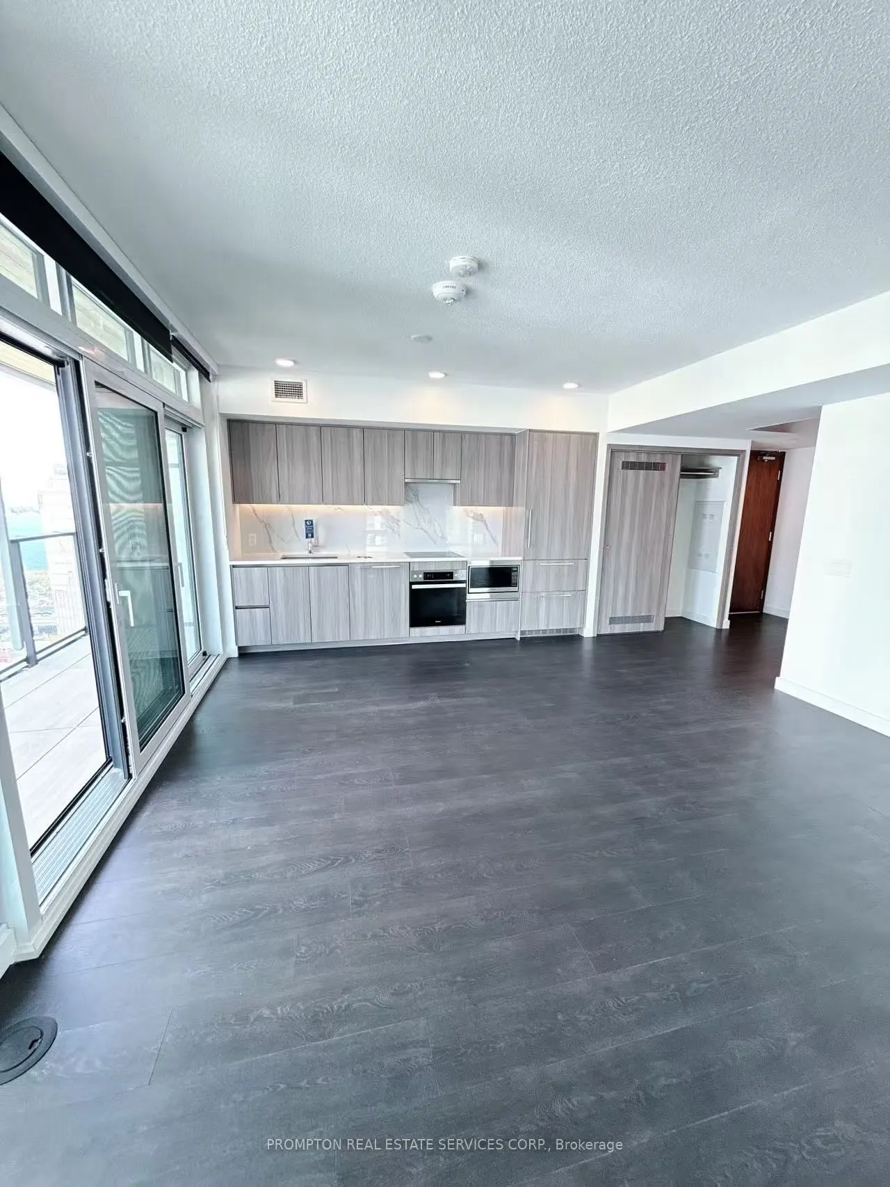 1 CONCORD CITYPLACE Way, #2503