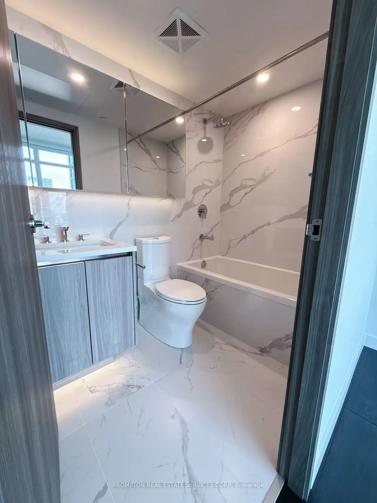 1 CONCORD CITYPLACE Way, #2503