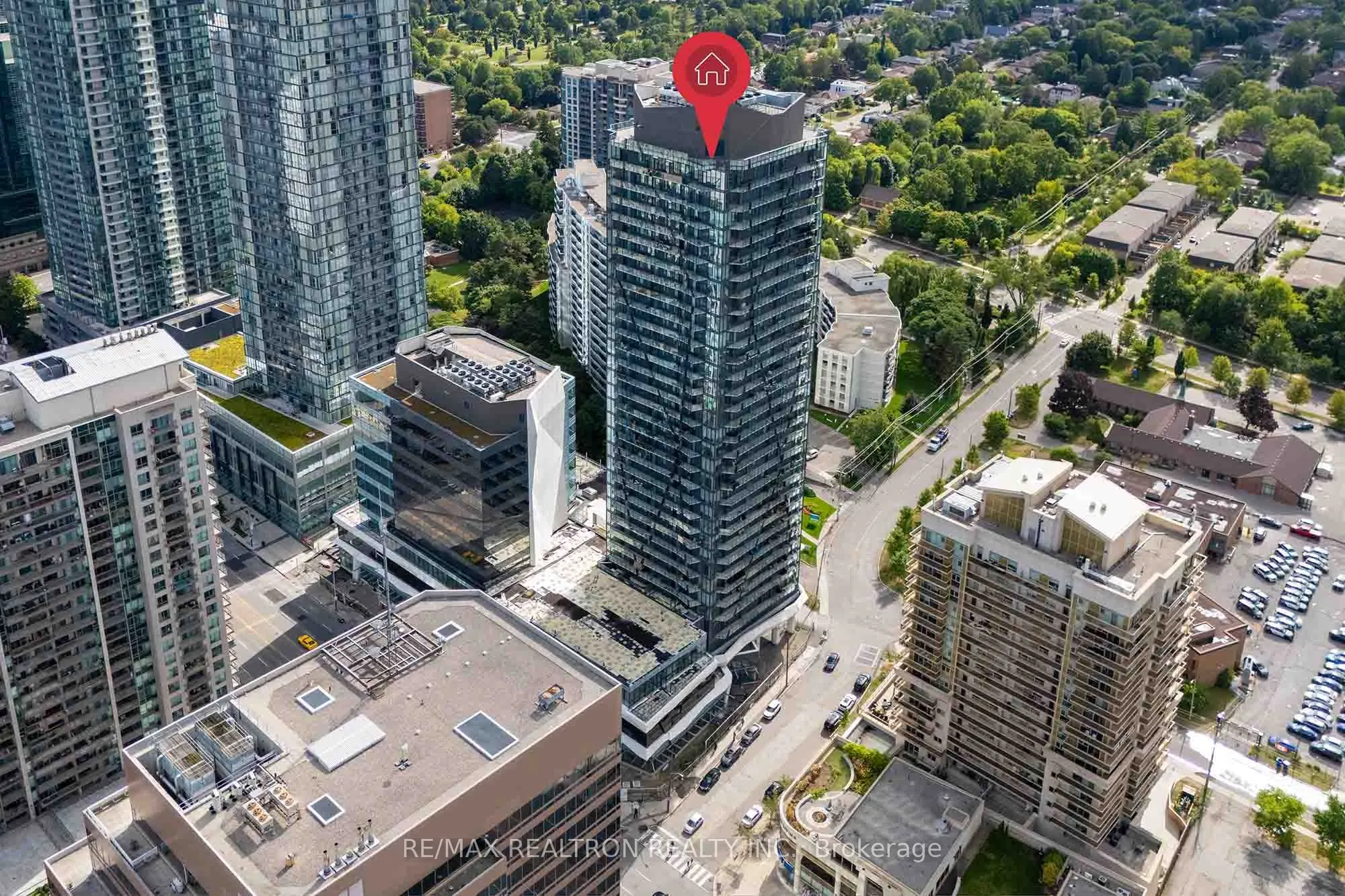 15 Ellerslie Avenue, #507