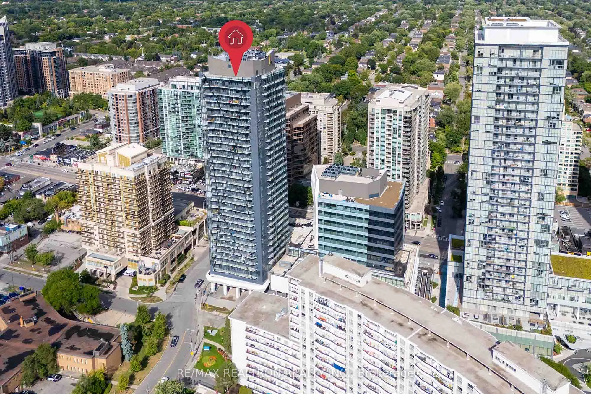 15 Ellerslie Avenue, #507