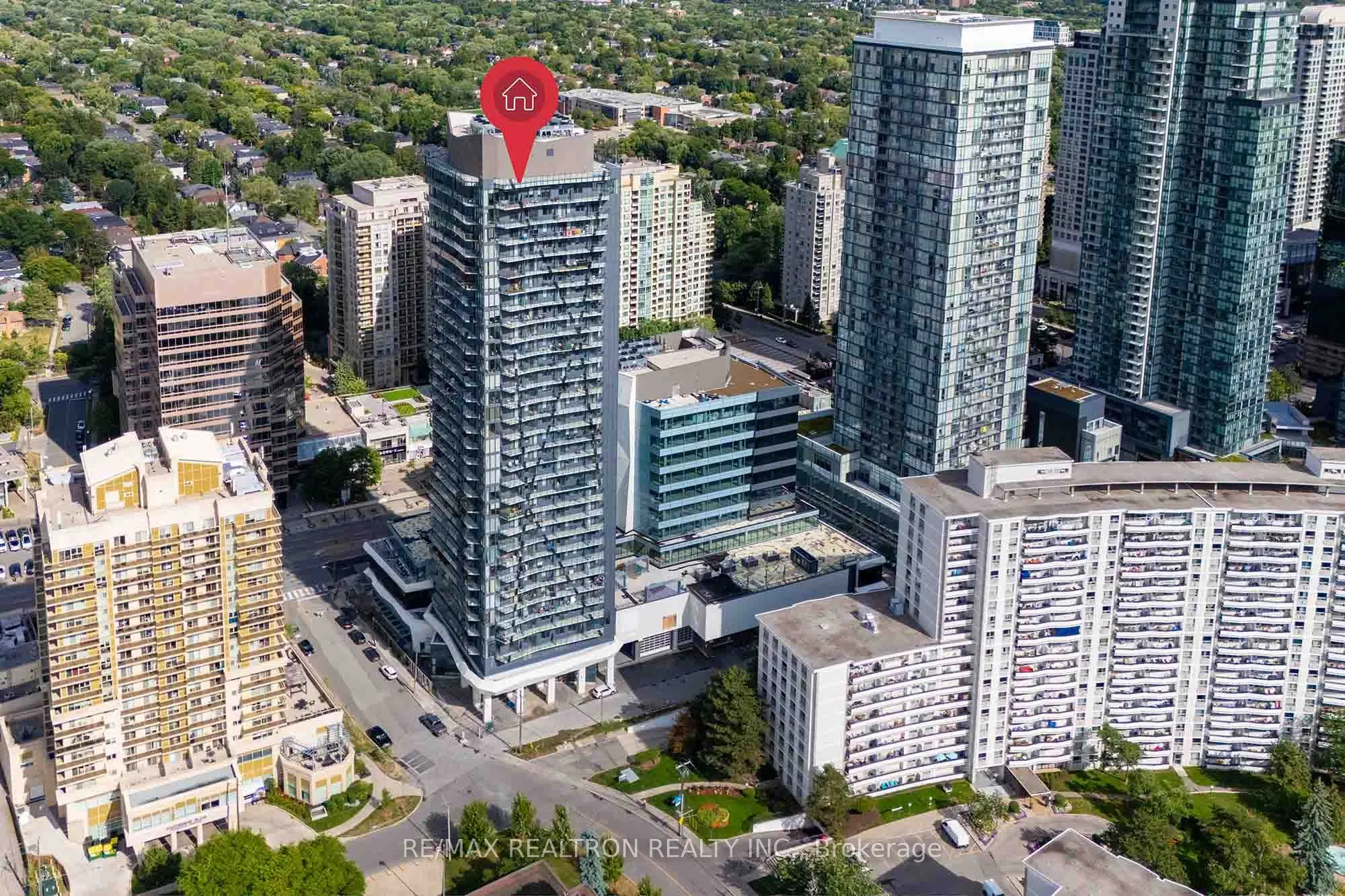 15 Ellerslie Avenue, #507