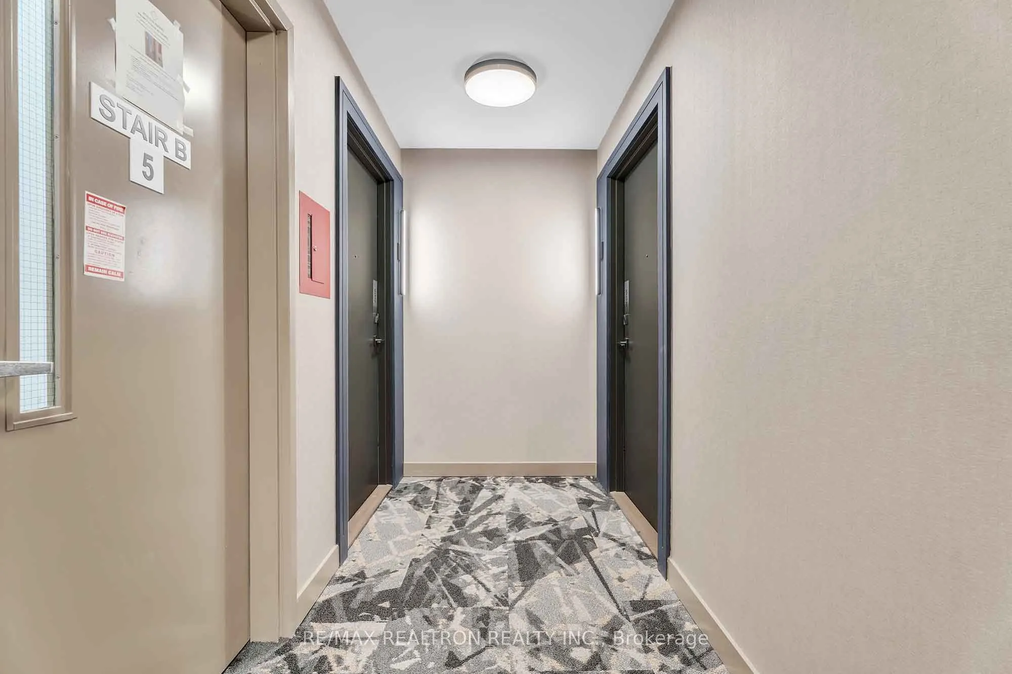 15 Ellerslie Avenue, #507