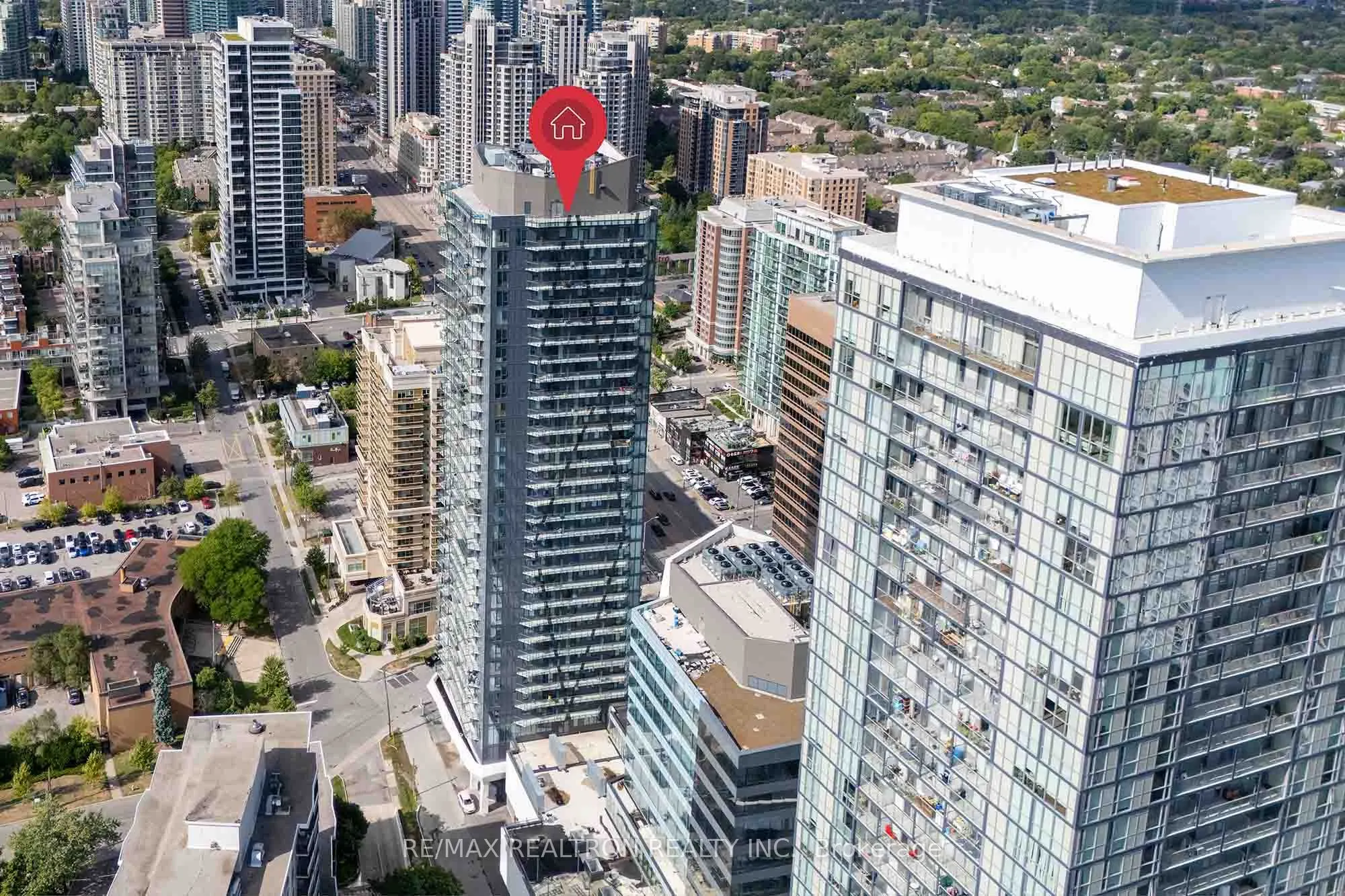 15 Ellerslie Avenue, #507