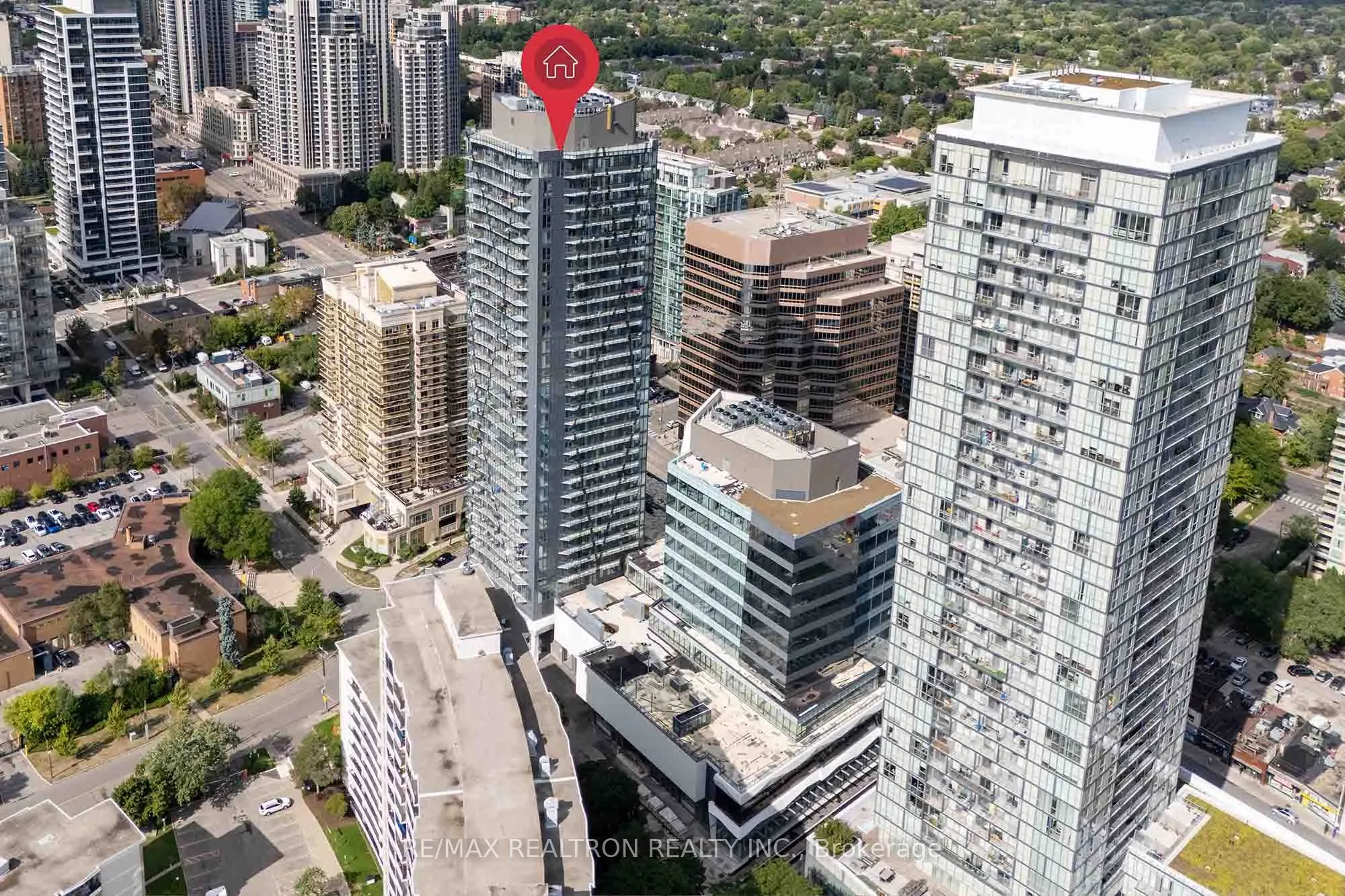 15 Ellerslie Avenue, #507