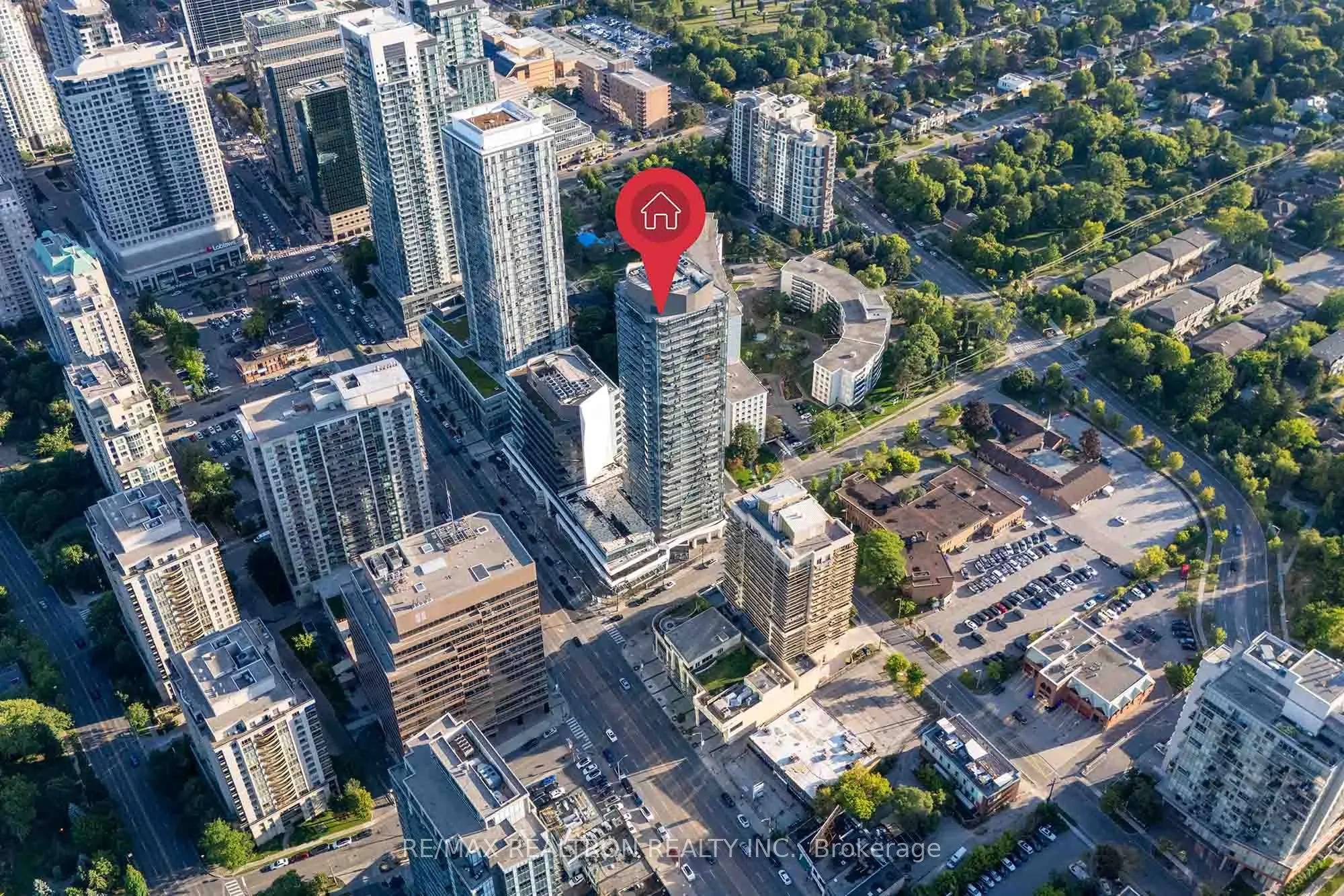 15 Ellerslie Avenue, #507