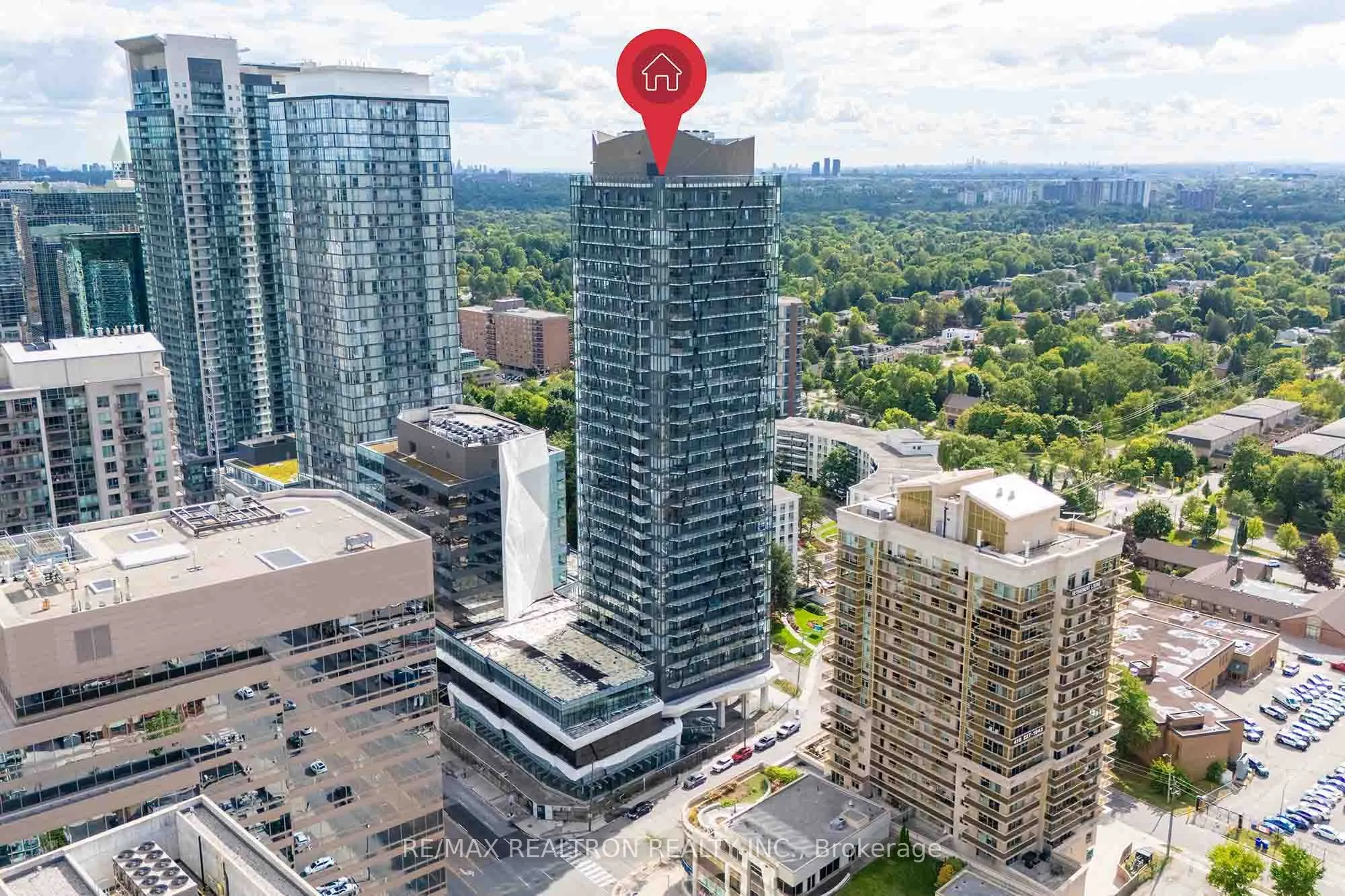 15 Ellerslie Avenue, #507
