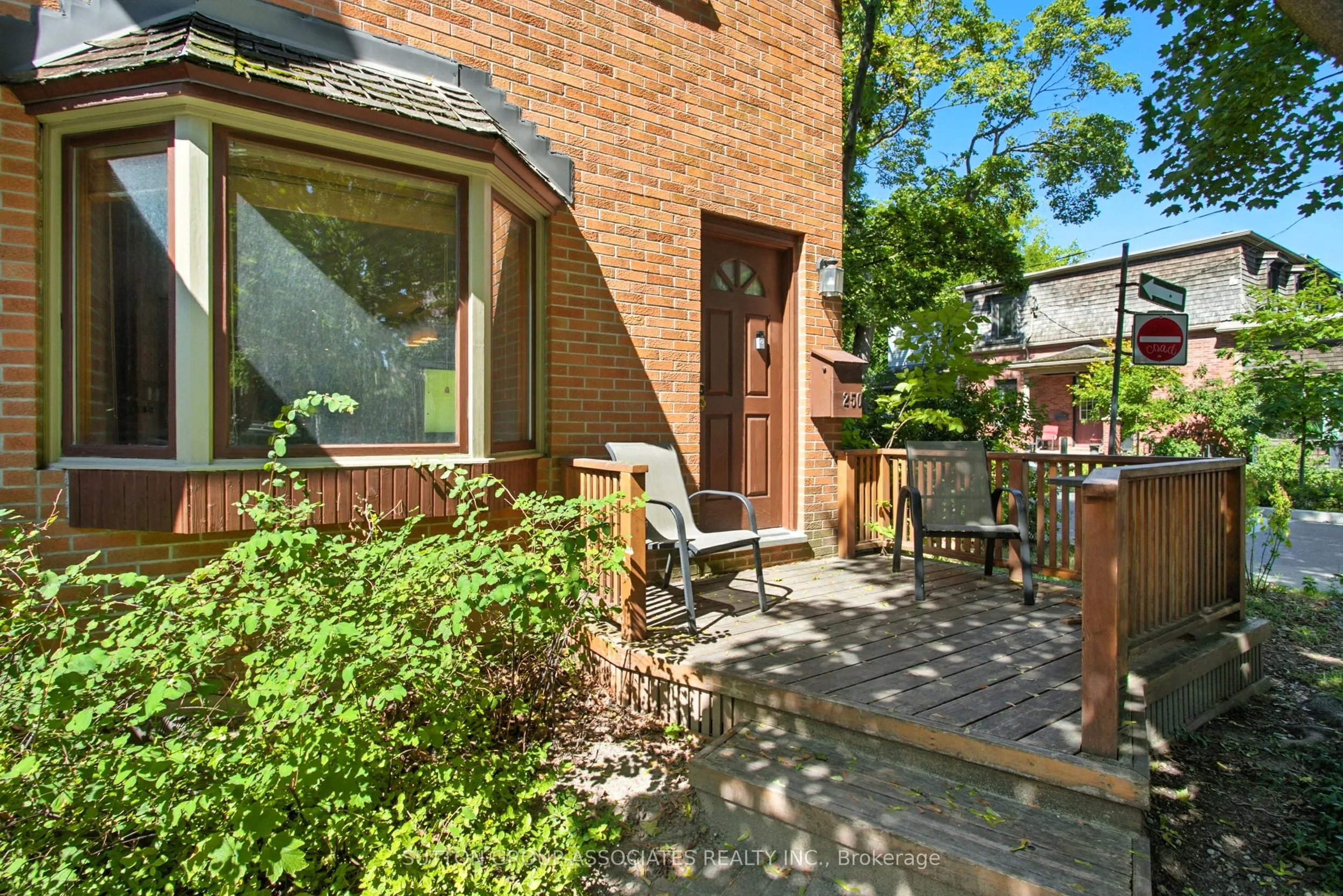250 Robert Street