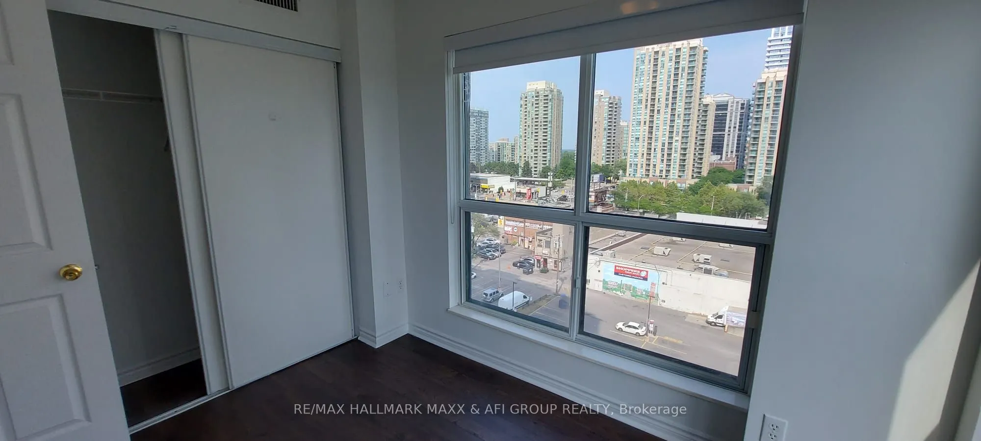 7 Lorraine Drive, #1103