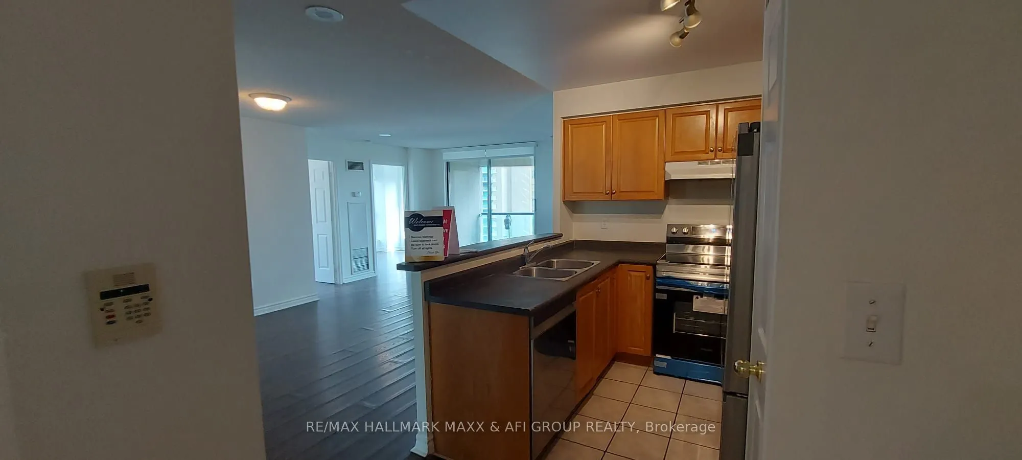 7 Lorraine Drive, #1103