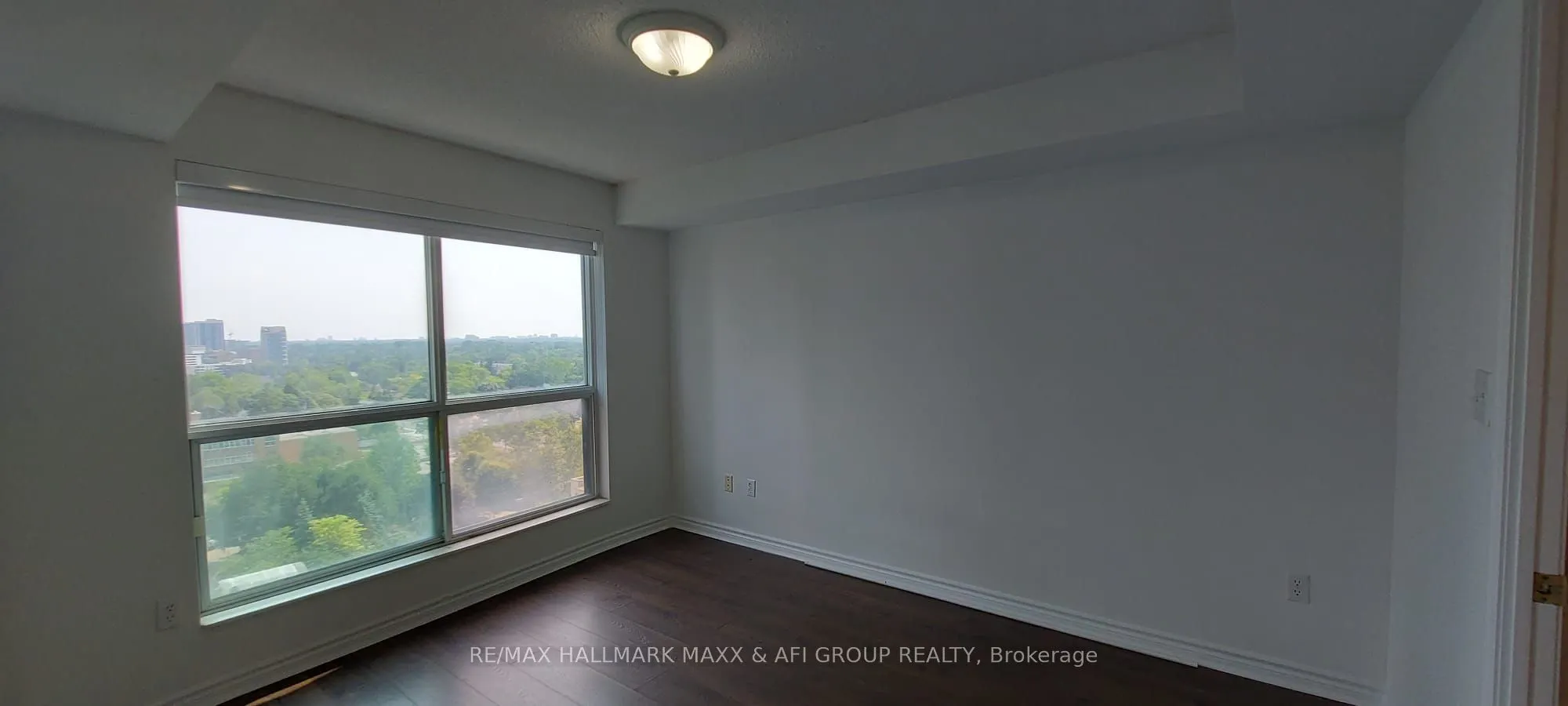 7 Lorraine Drive, #1103