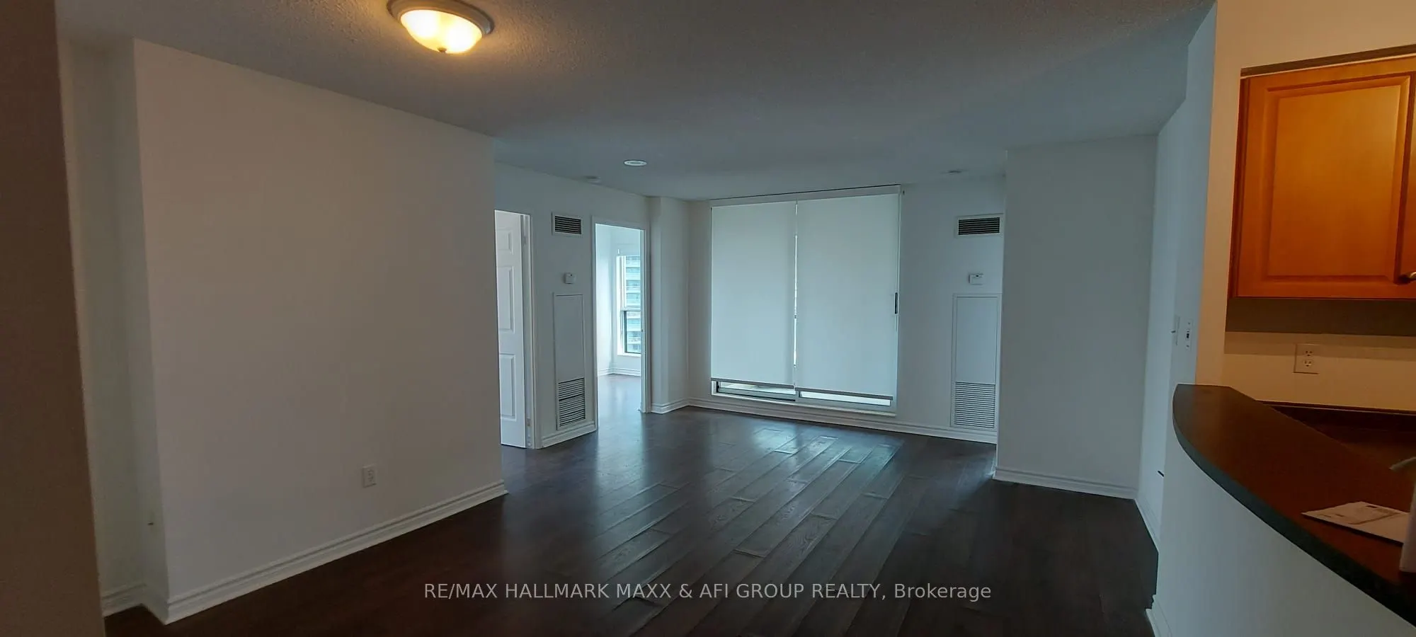 7 Lorraine Drive, #1103