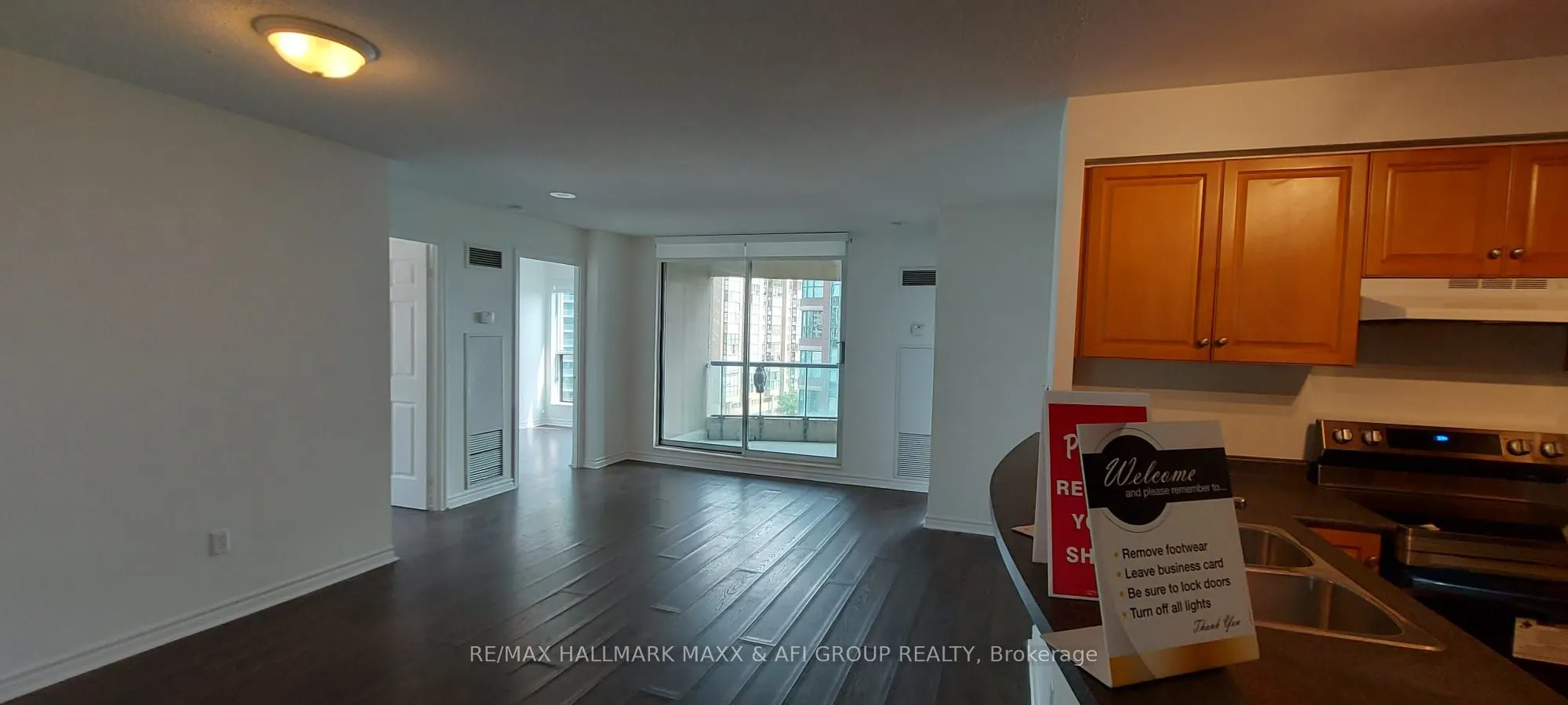 7 Lorraine Drive, #1103