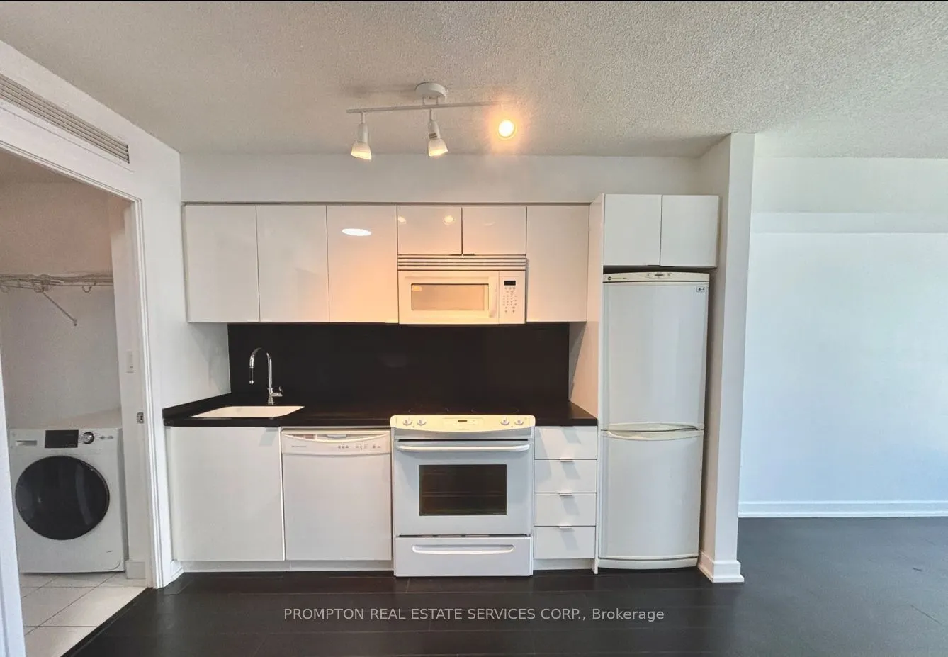 15 Iceboat Terrace, #3201