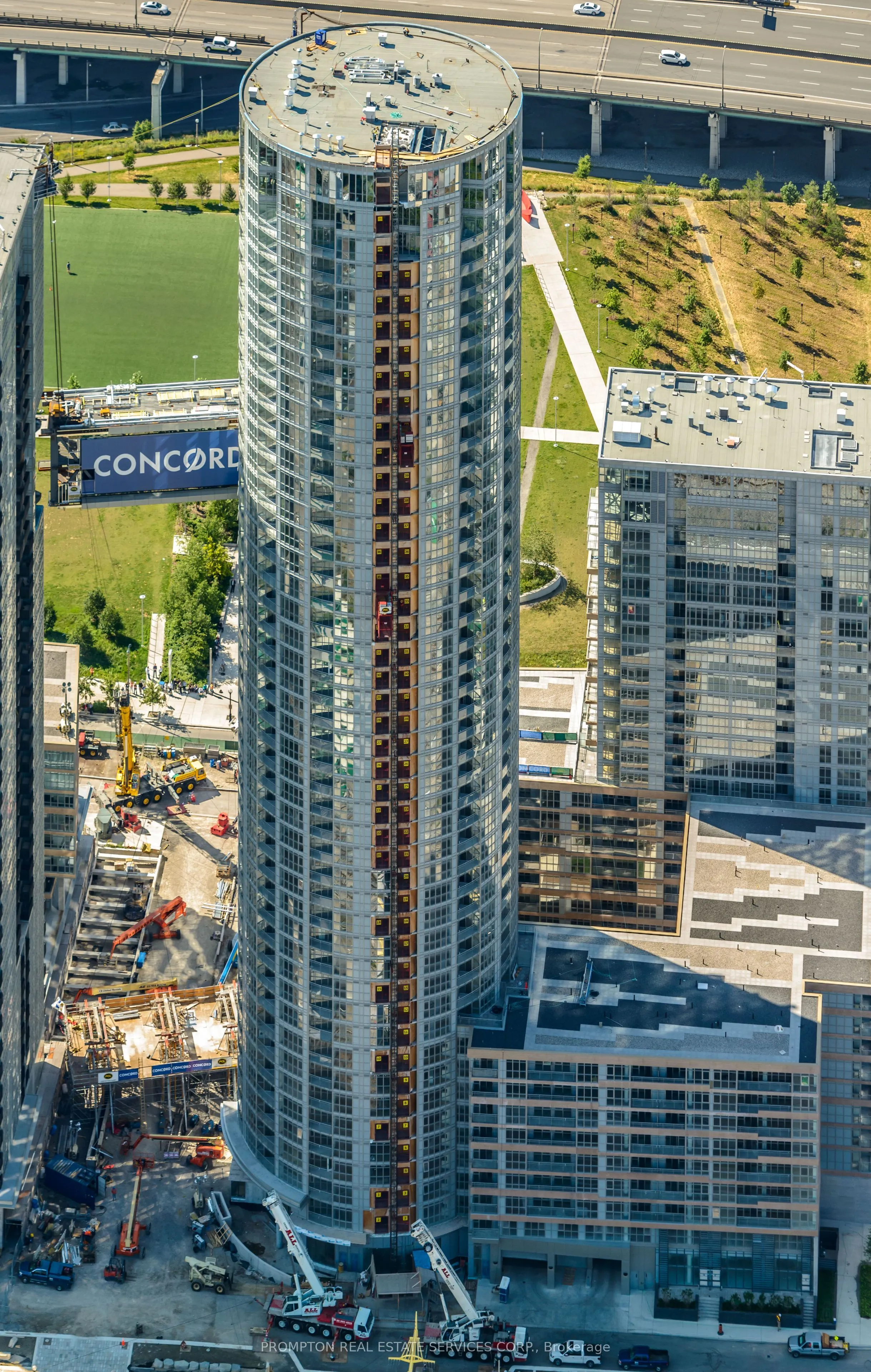 15 Iceboat Terrace, #3201