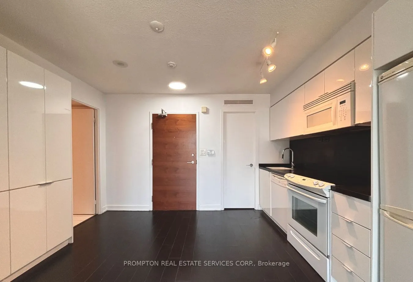 15 Iceboat Terrace, #3201