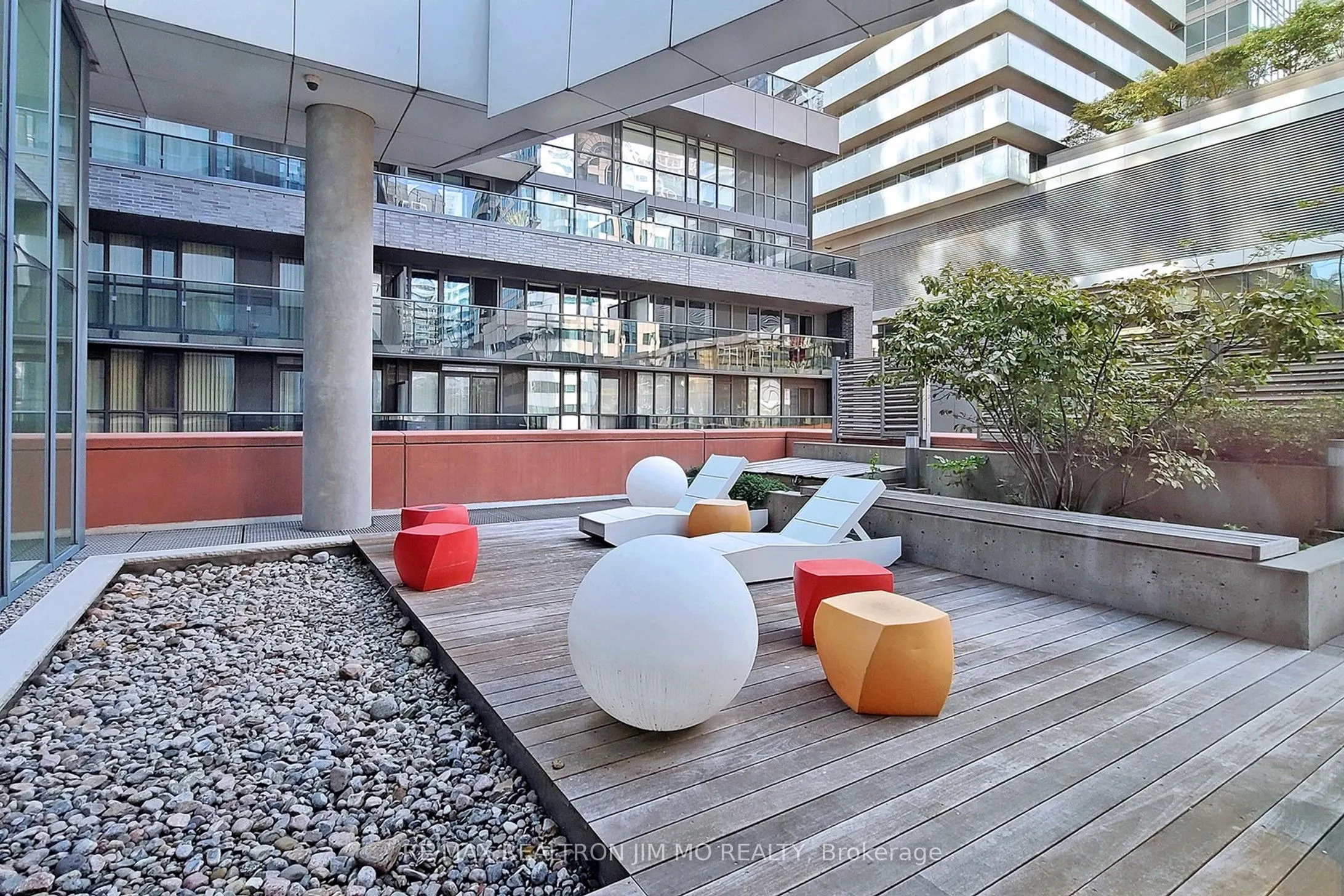 21 Widmer Street, #2411