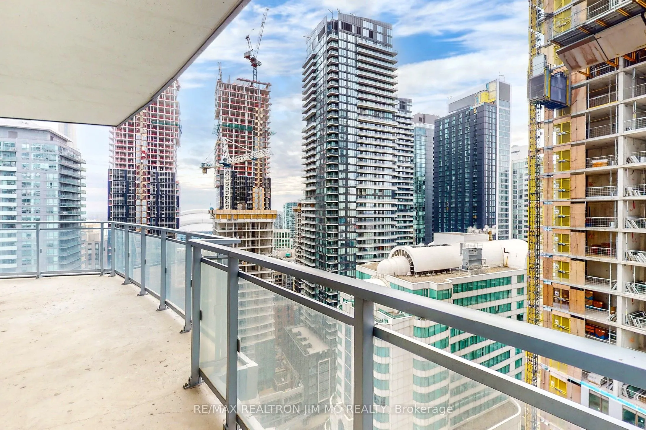 21 Widmer Street, #2411