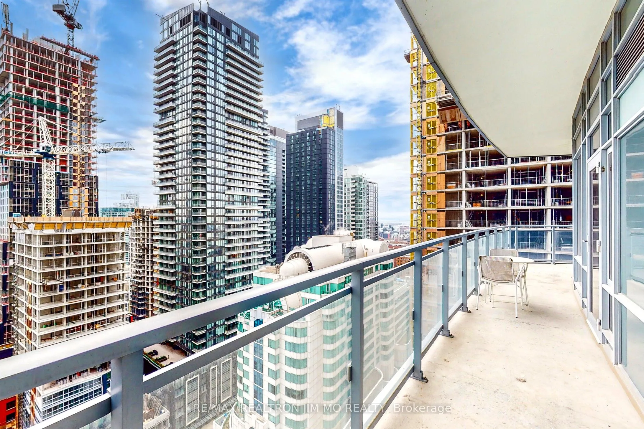 21 Widmer Street, #2411
