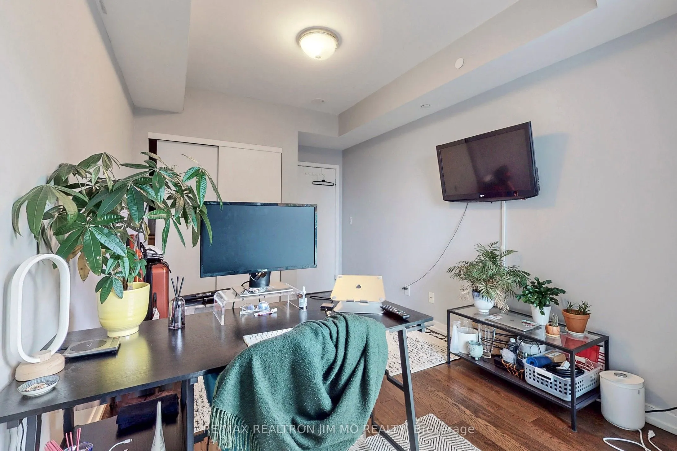 21 Widmer Street, #2411
