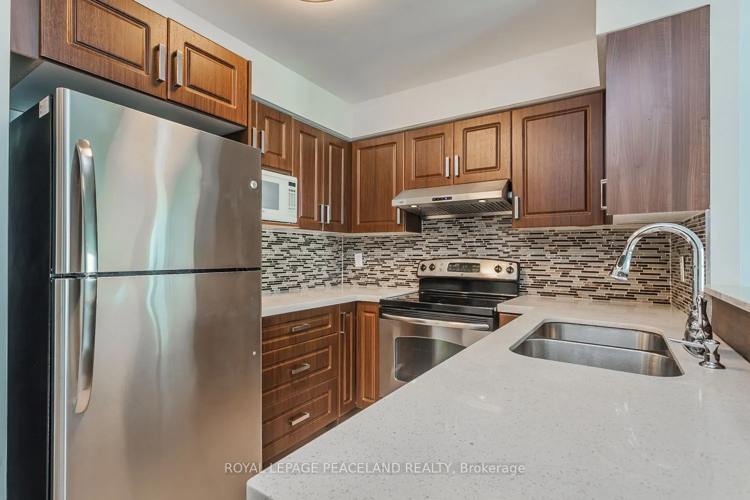 5500 Yonge Street, #1608