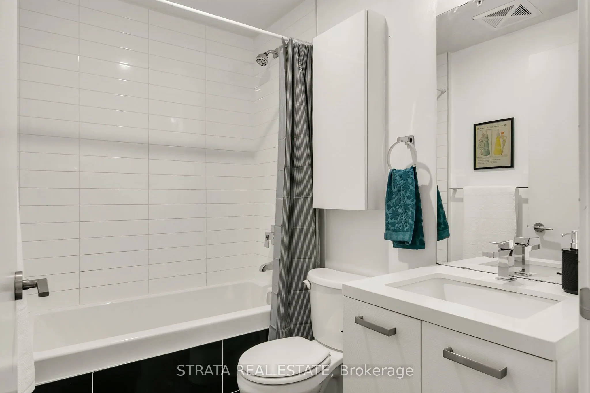 39 Brant Street, #512