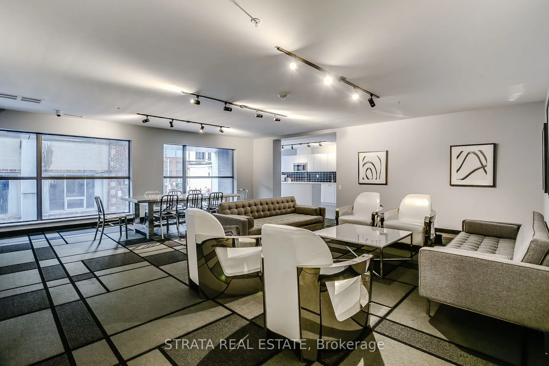39 Brant Street, #512