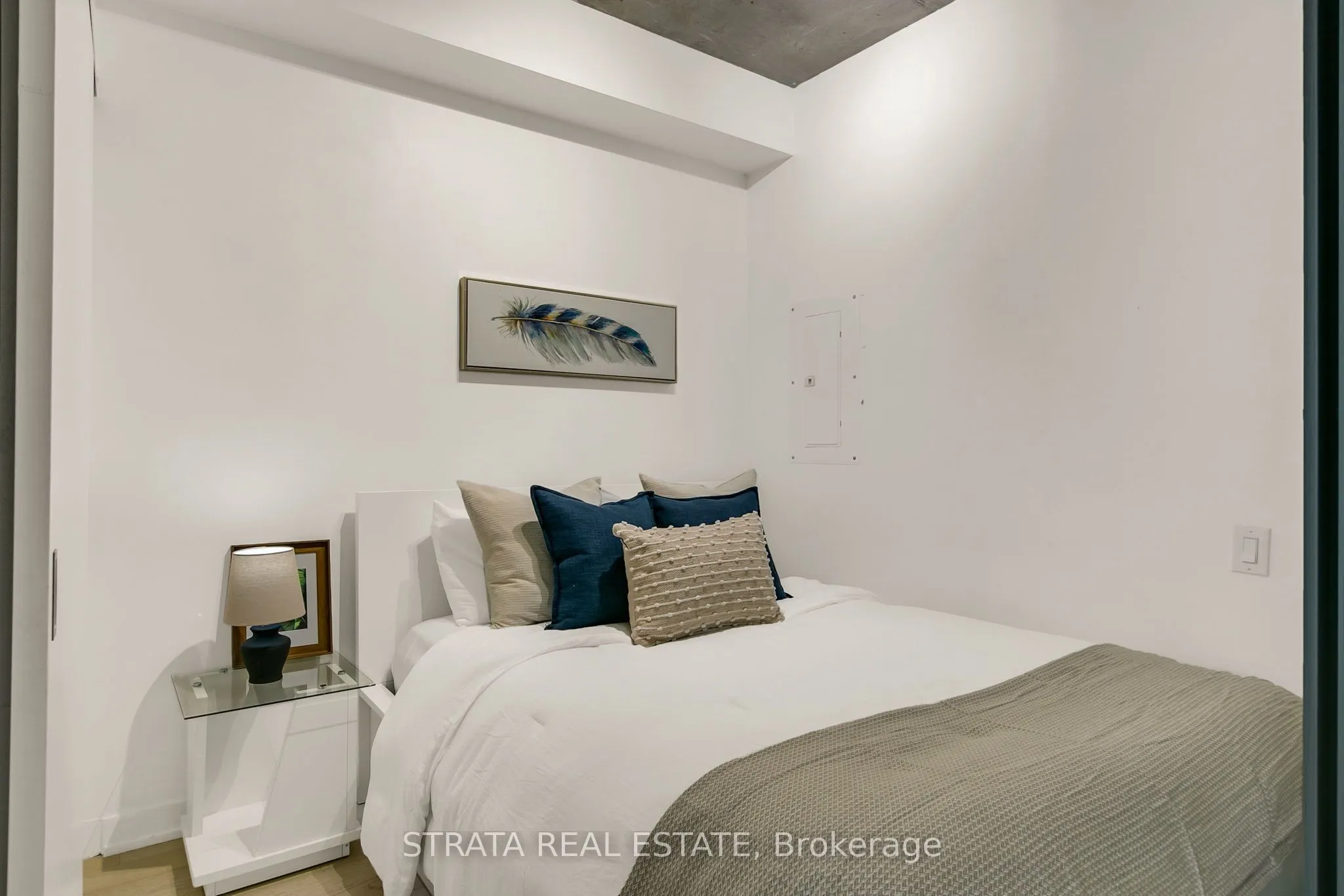 39 Brant Street, #512