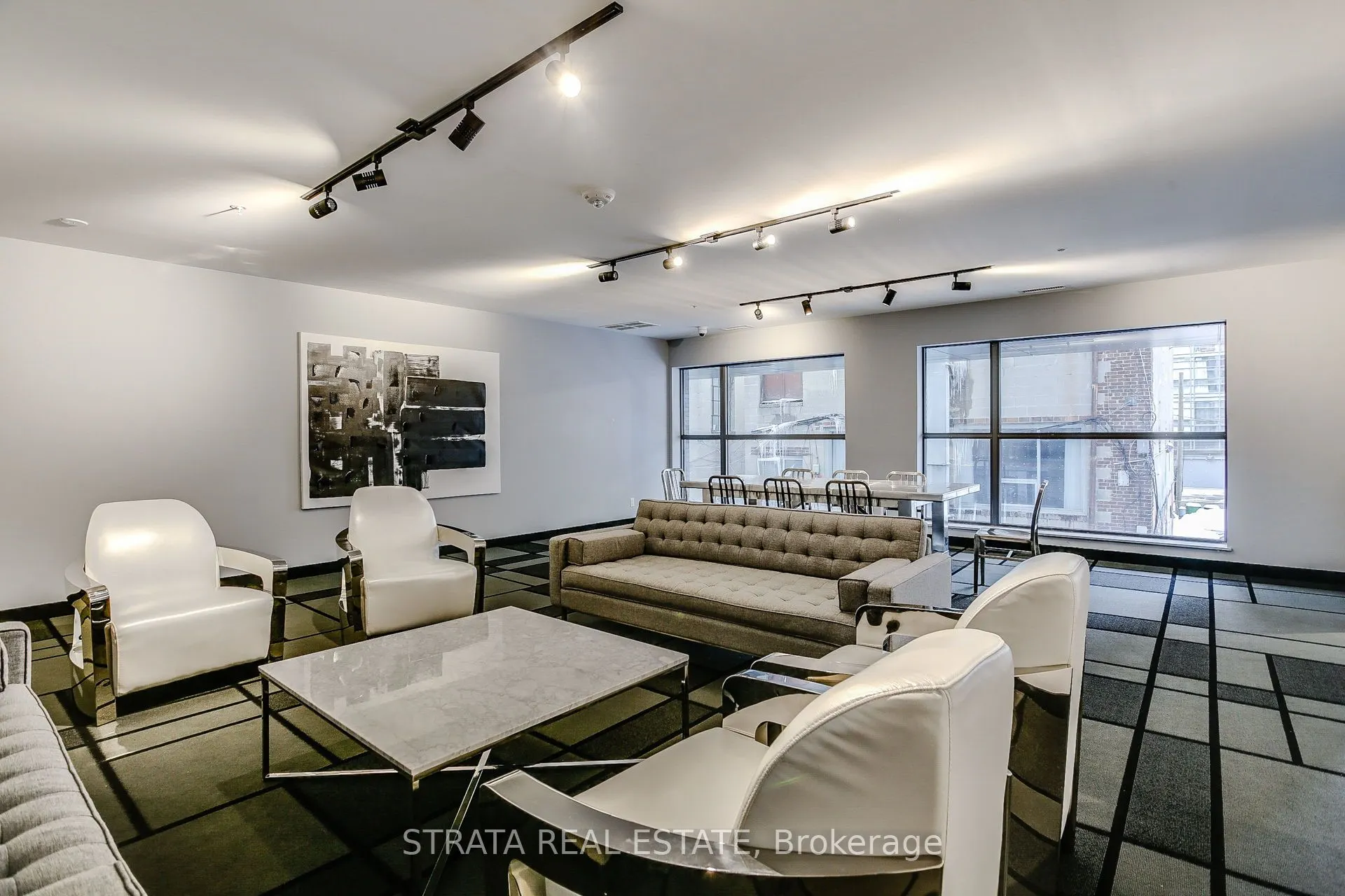 39 Brant Street, #512
