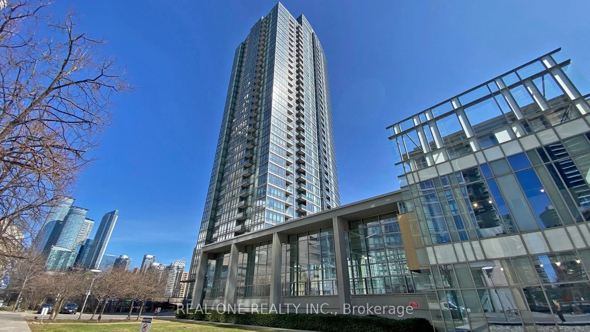 5 Mariner Terrace, #307