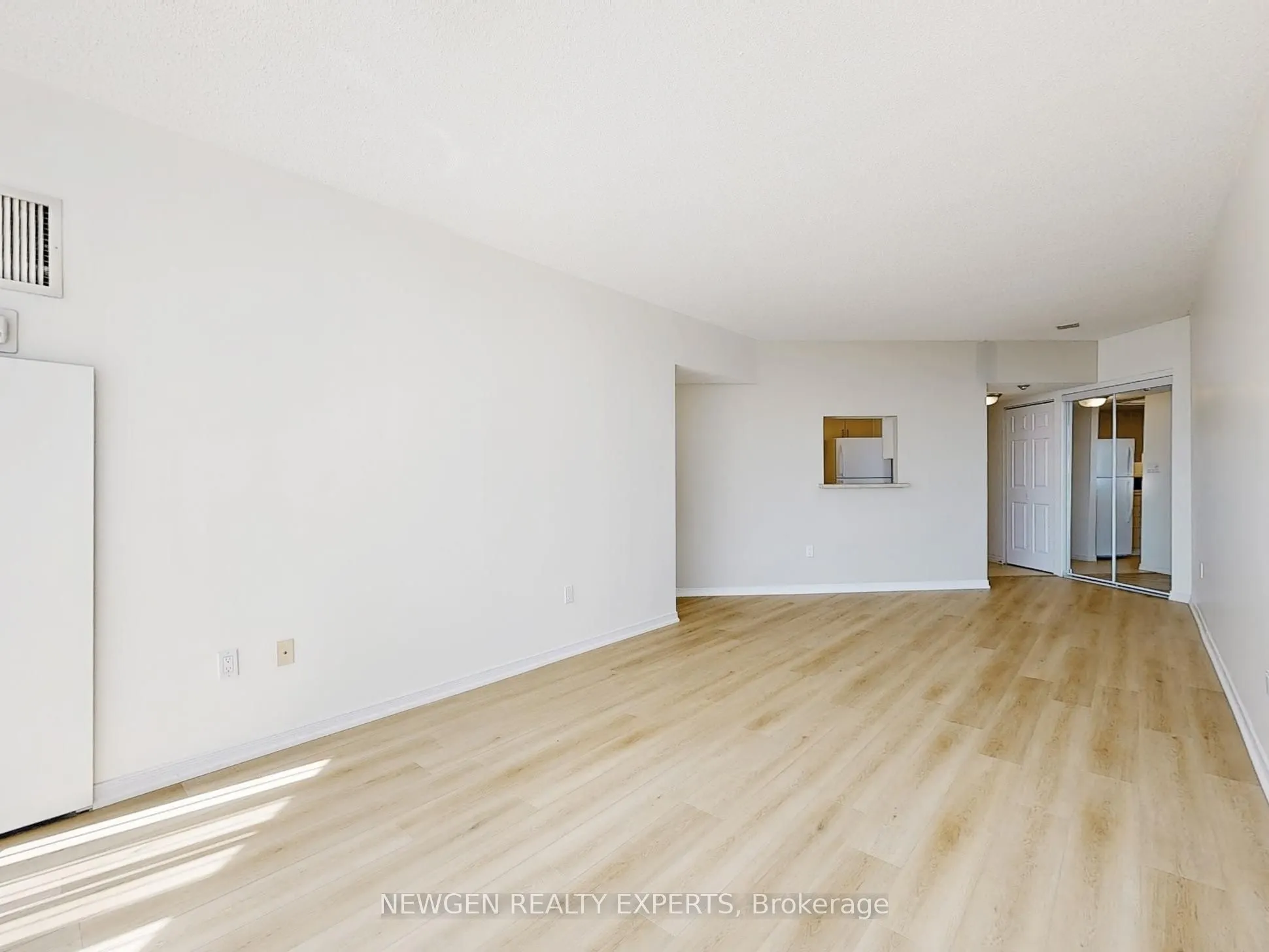 5 Concorde Place, #2903