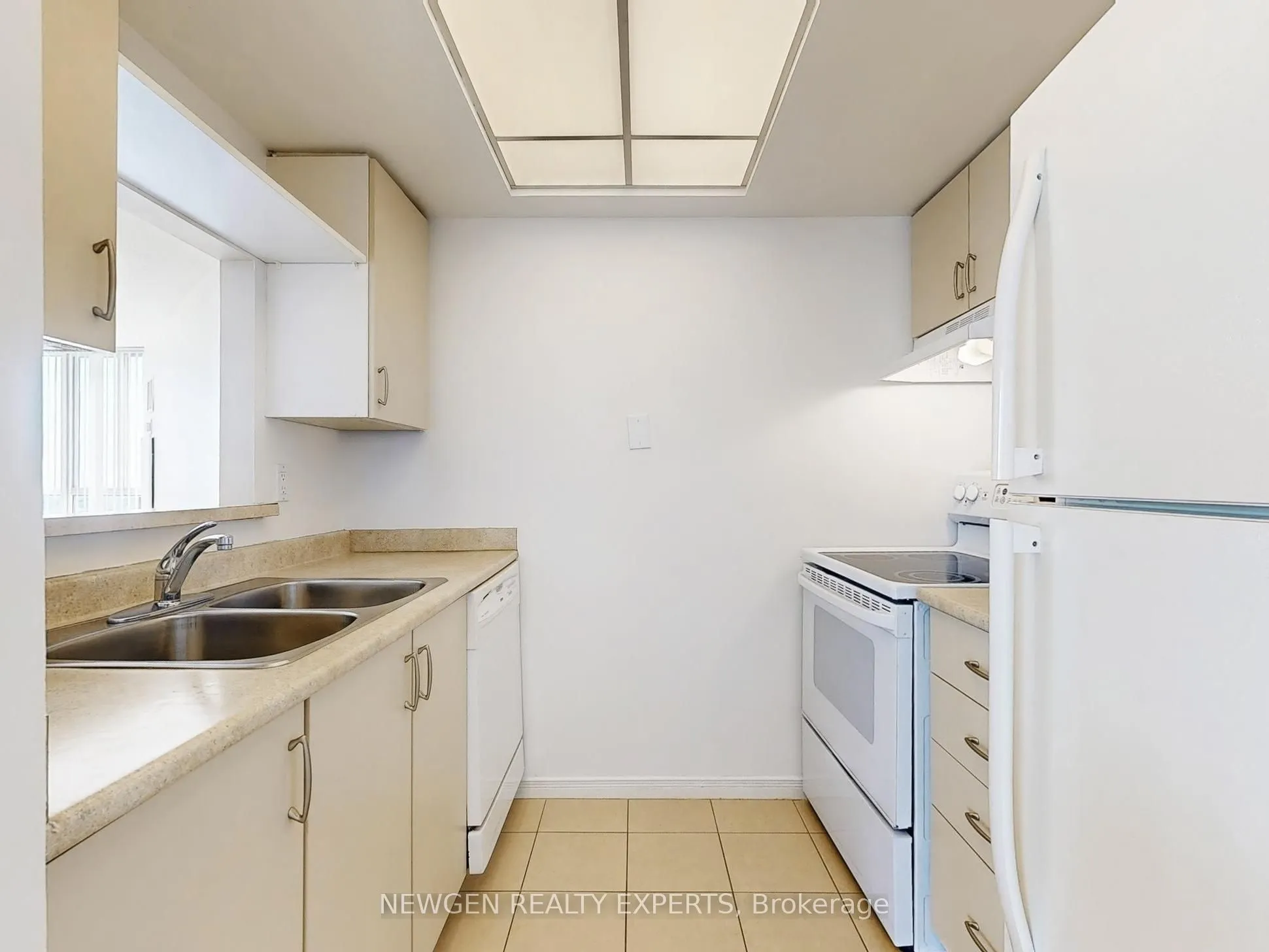 5 Concorde Place, #2903