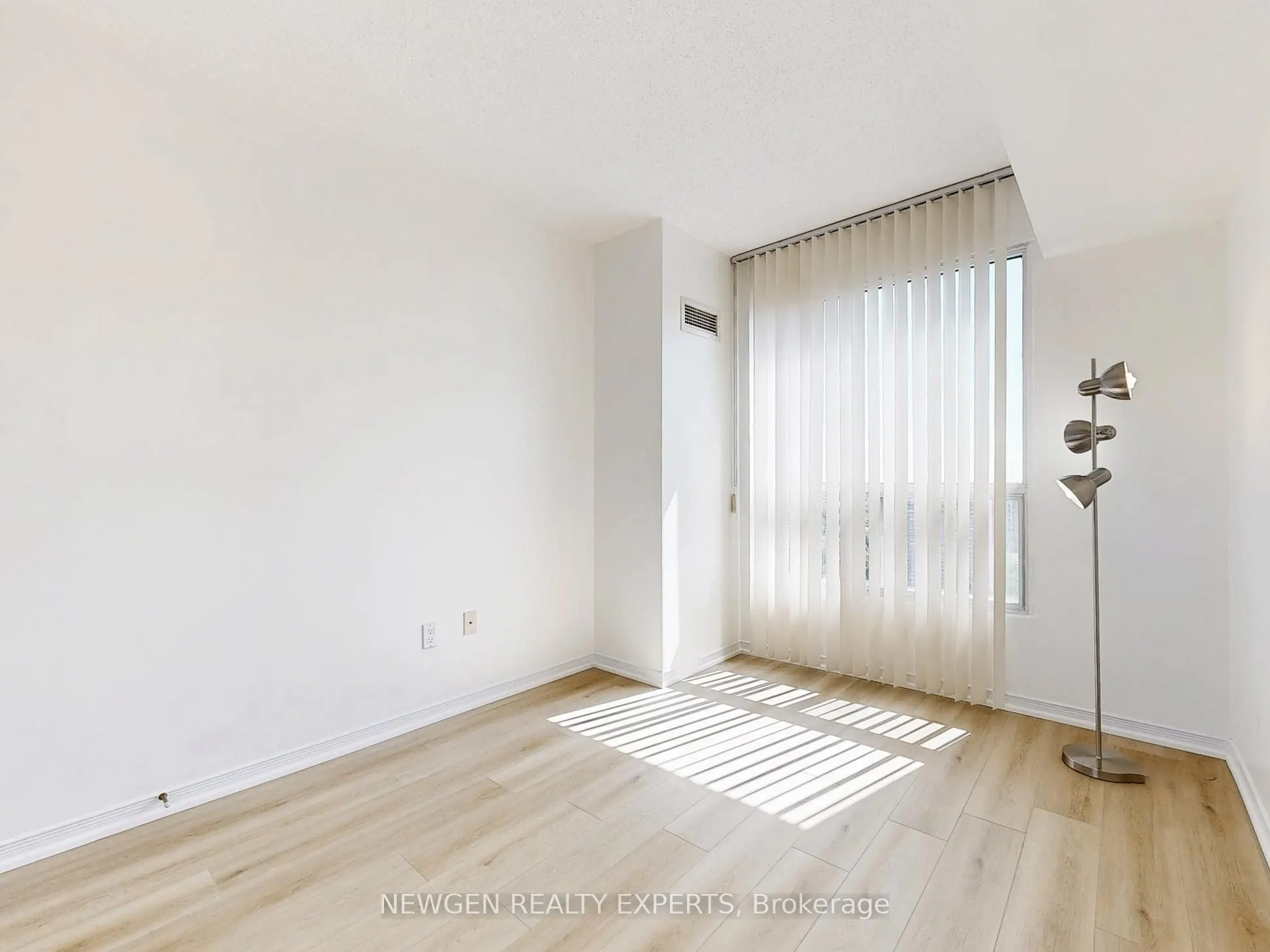 5 Concorde Place, #2903