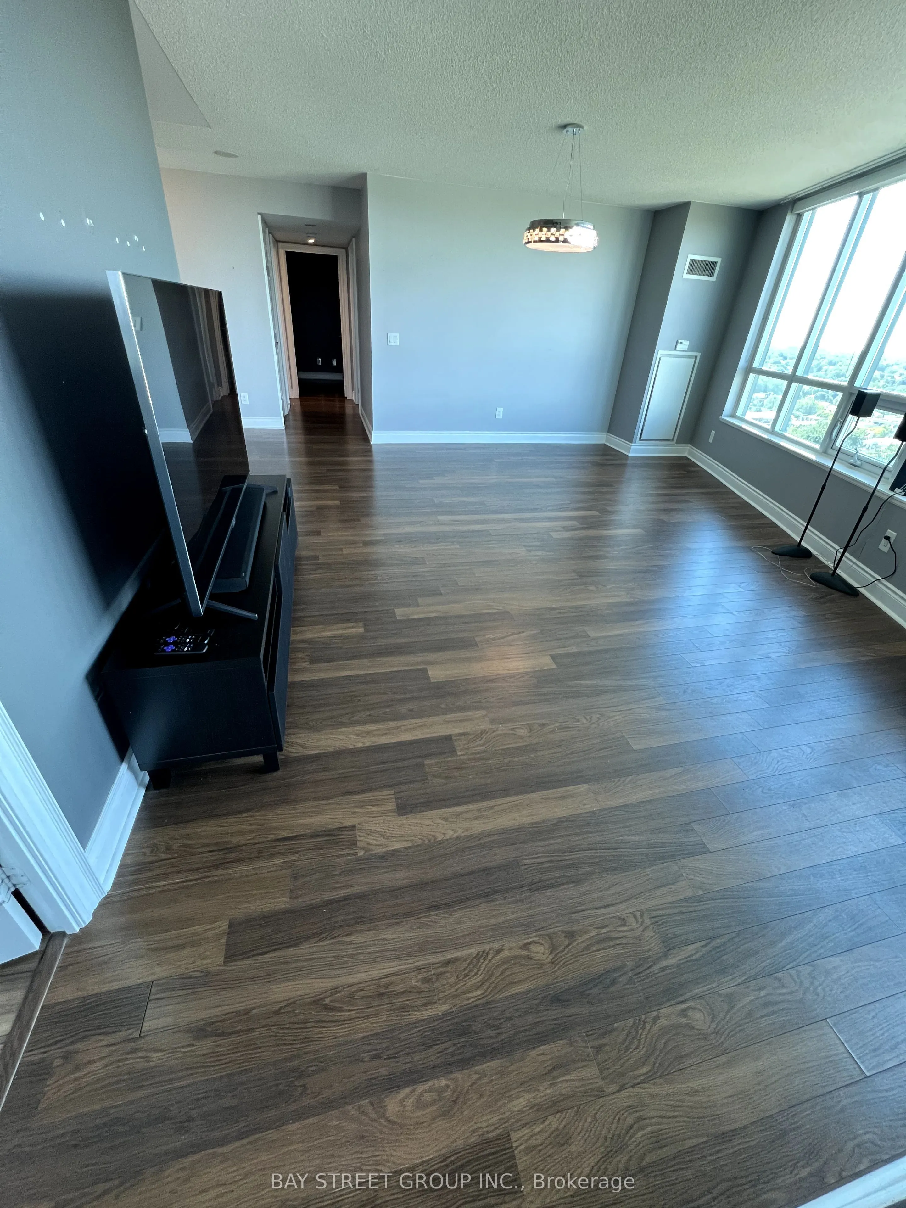 25 Greenview Avenue, #1719