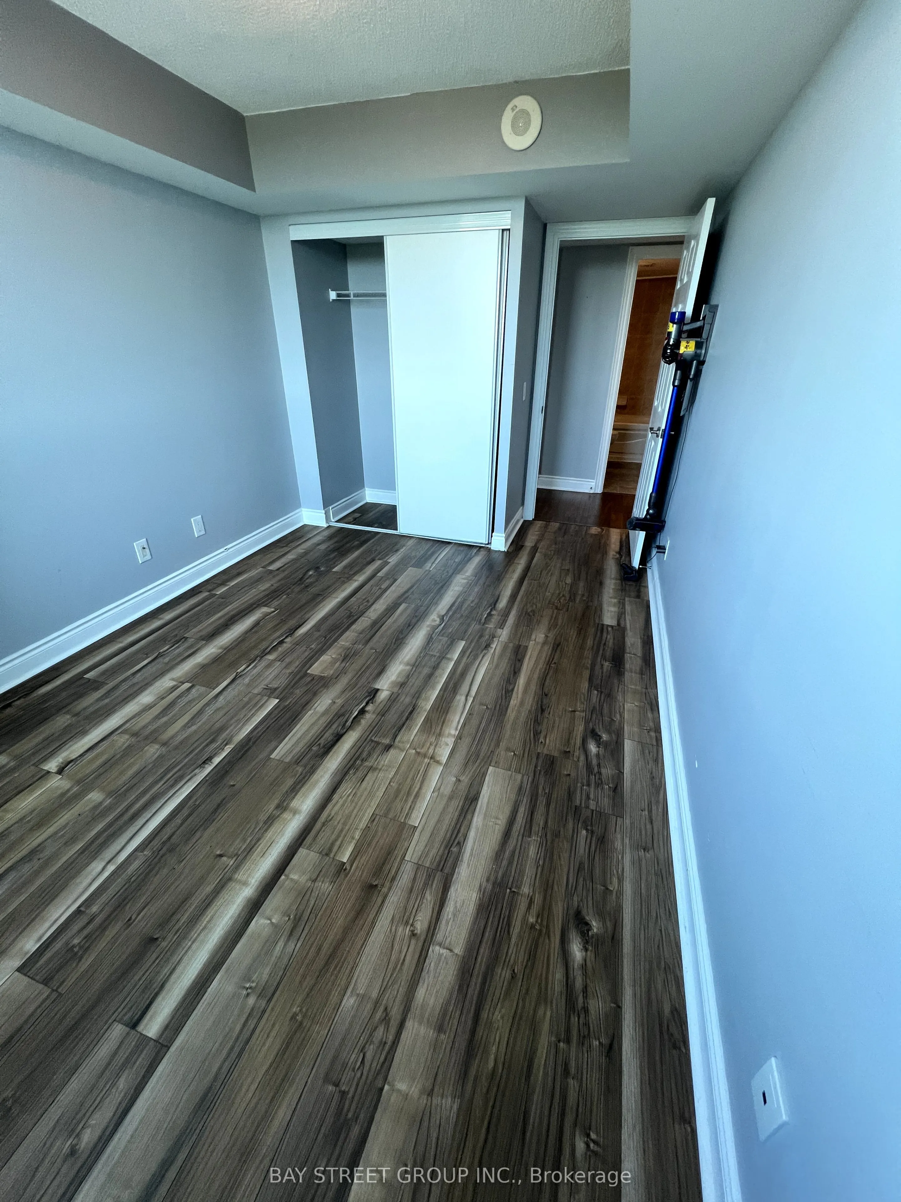 25 Greenview Avenue, #1719