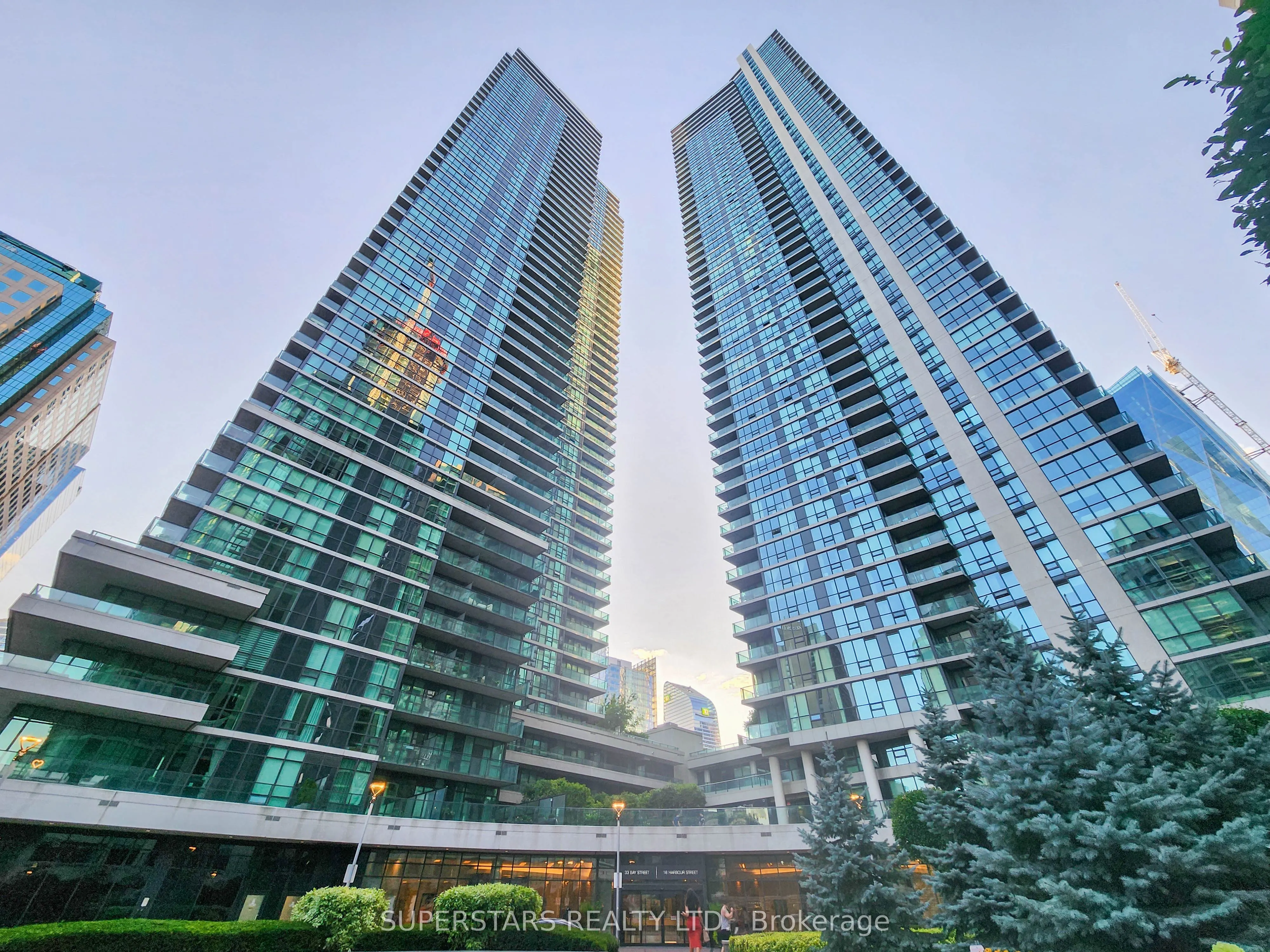 33 Bay Street, #3304