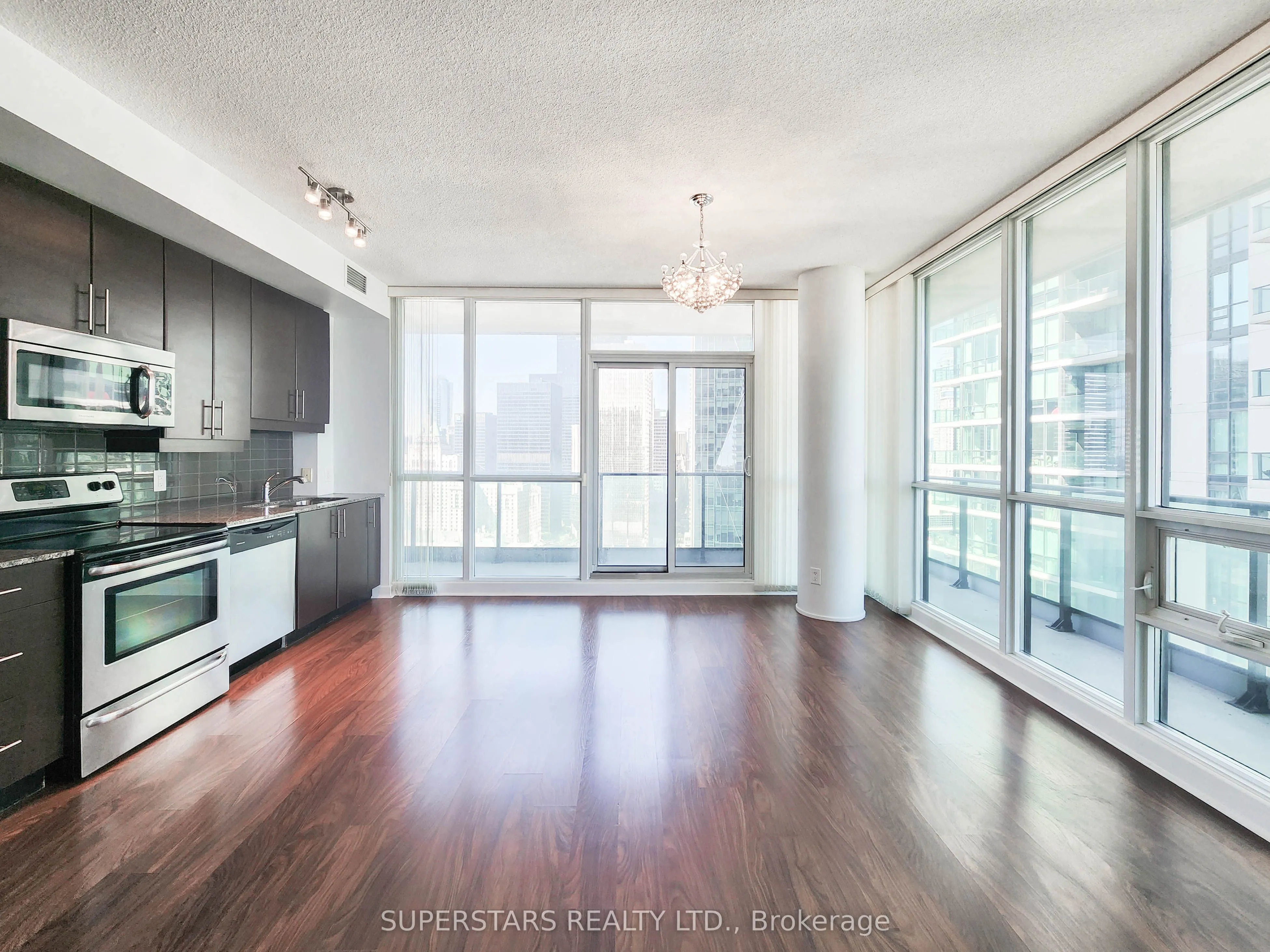 33 Bay Street, #3304