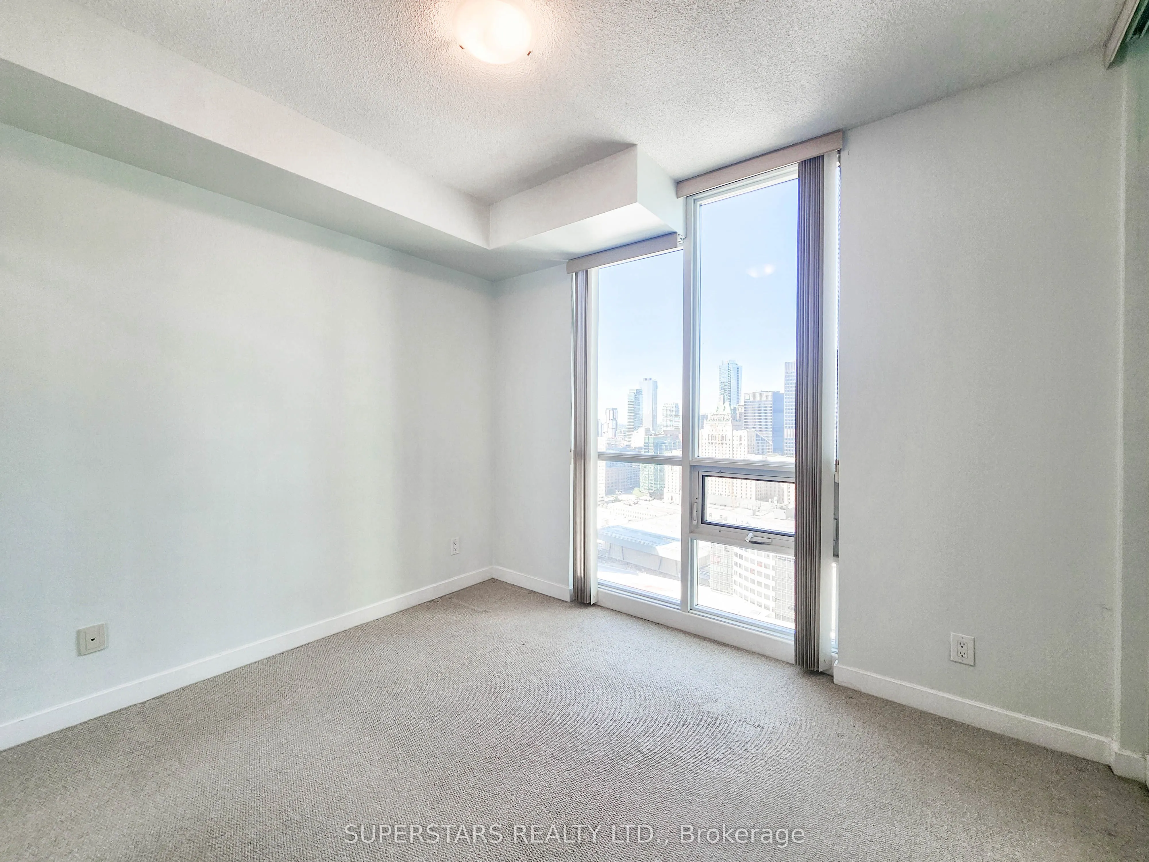 33 Bay Street, #3304