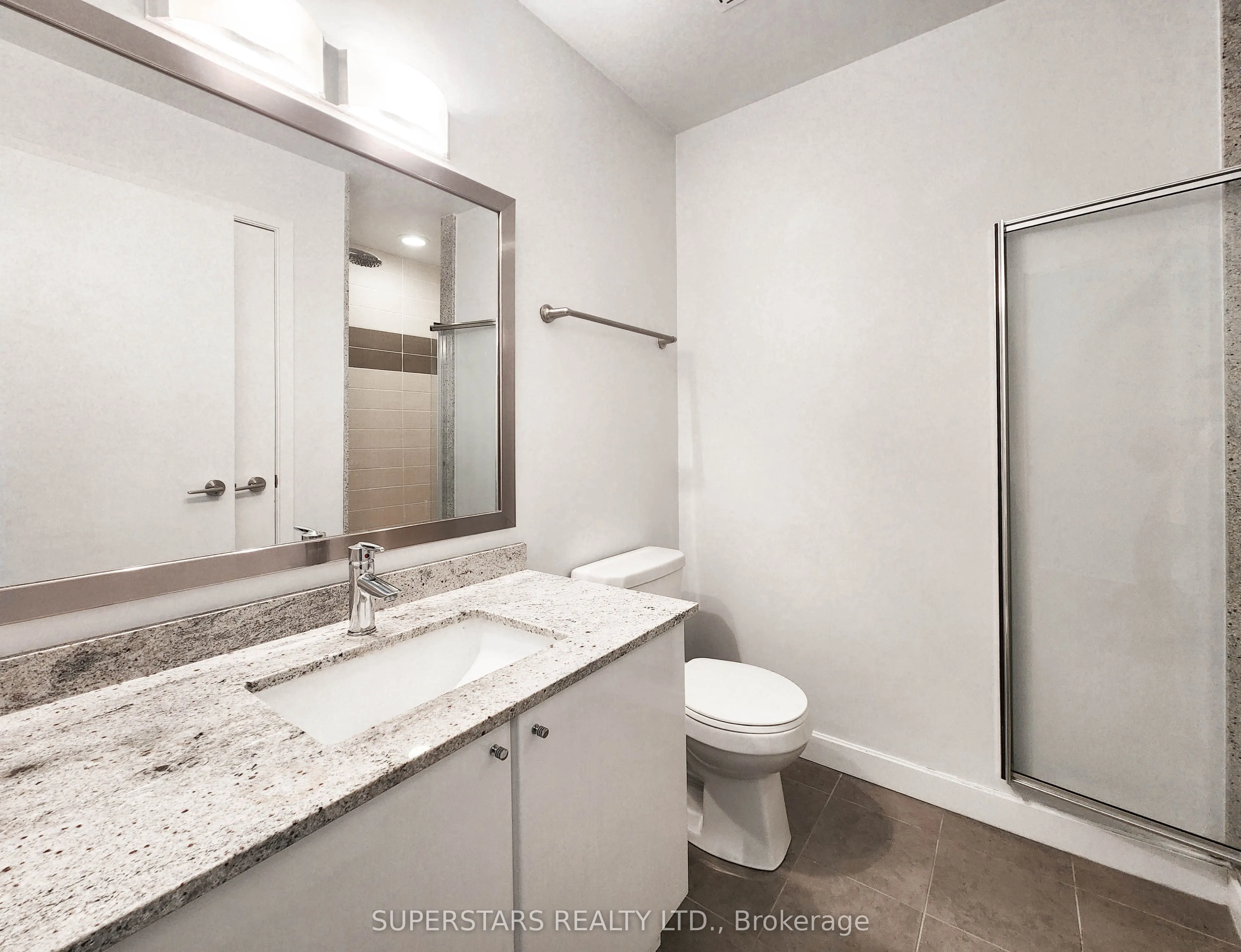 33 Bay Street, #3304