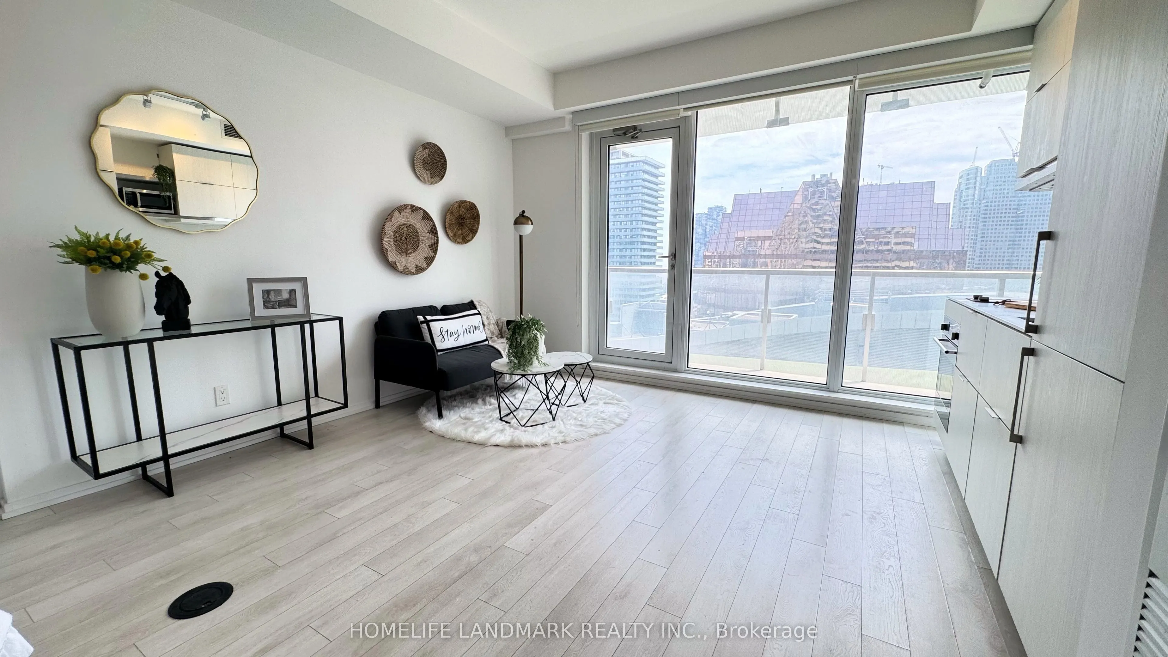 197 Yonge Street, #2808