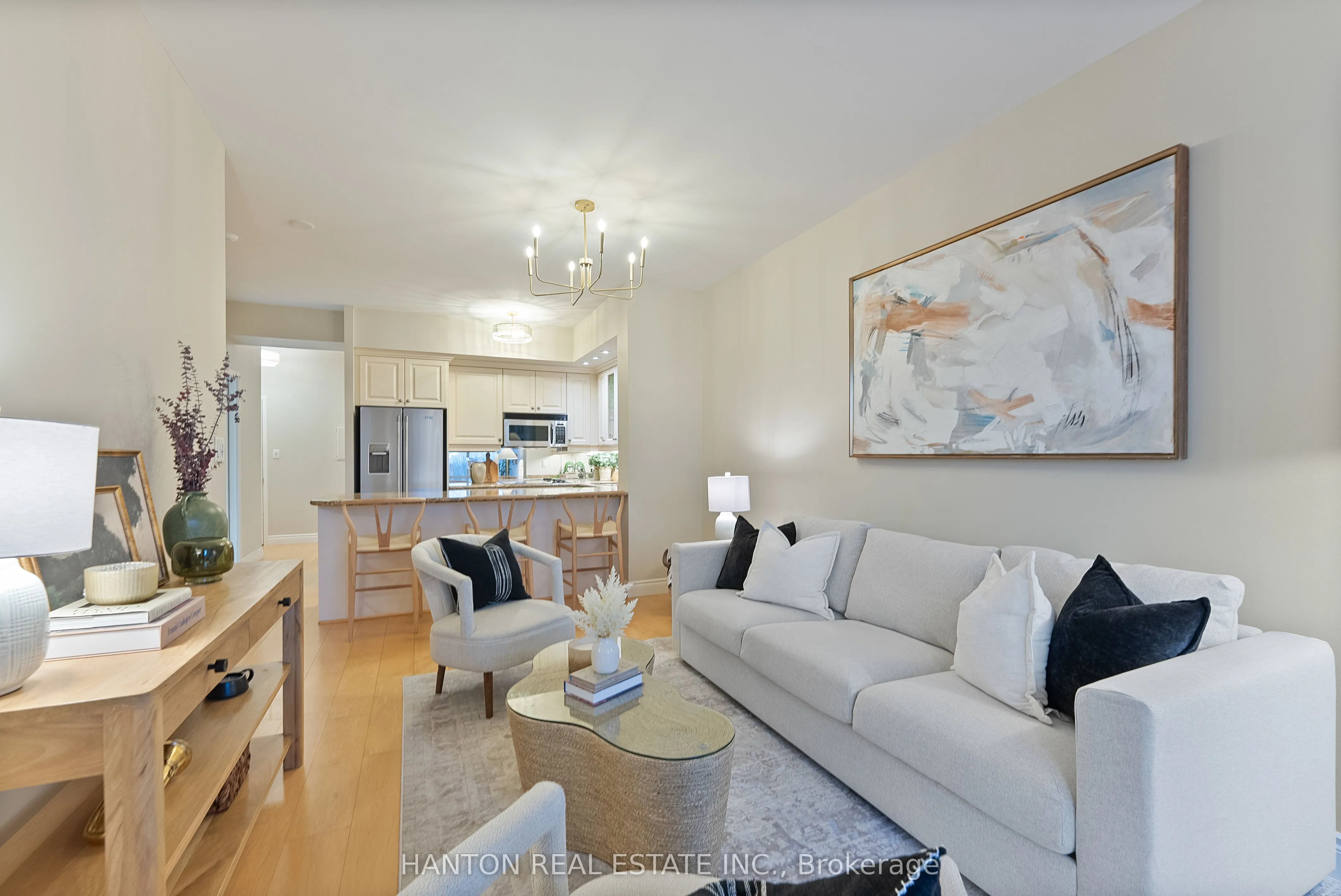 77 Mcmurrich Street, #403